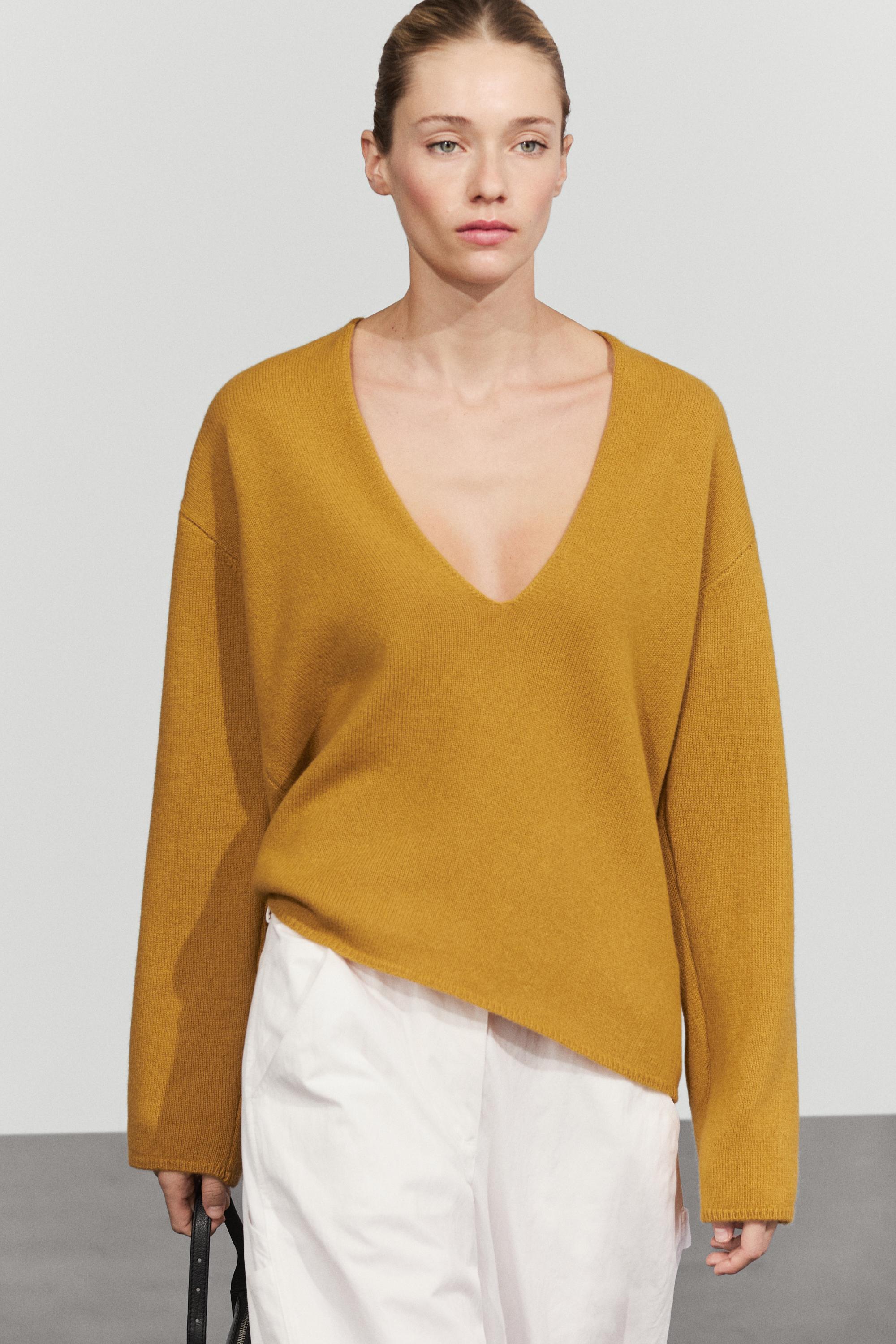 Long-line knit sweater with neckline detail - MUSTARD YELLOW