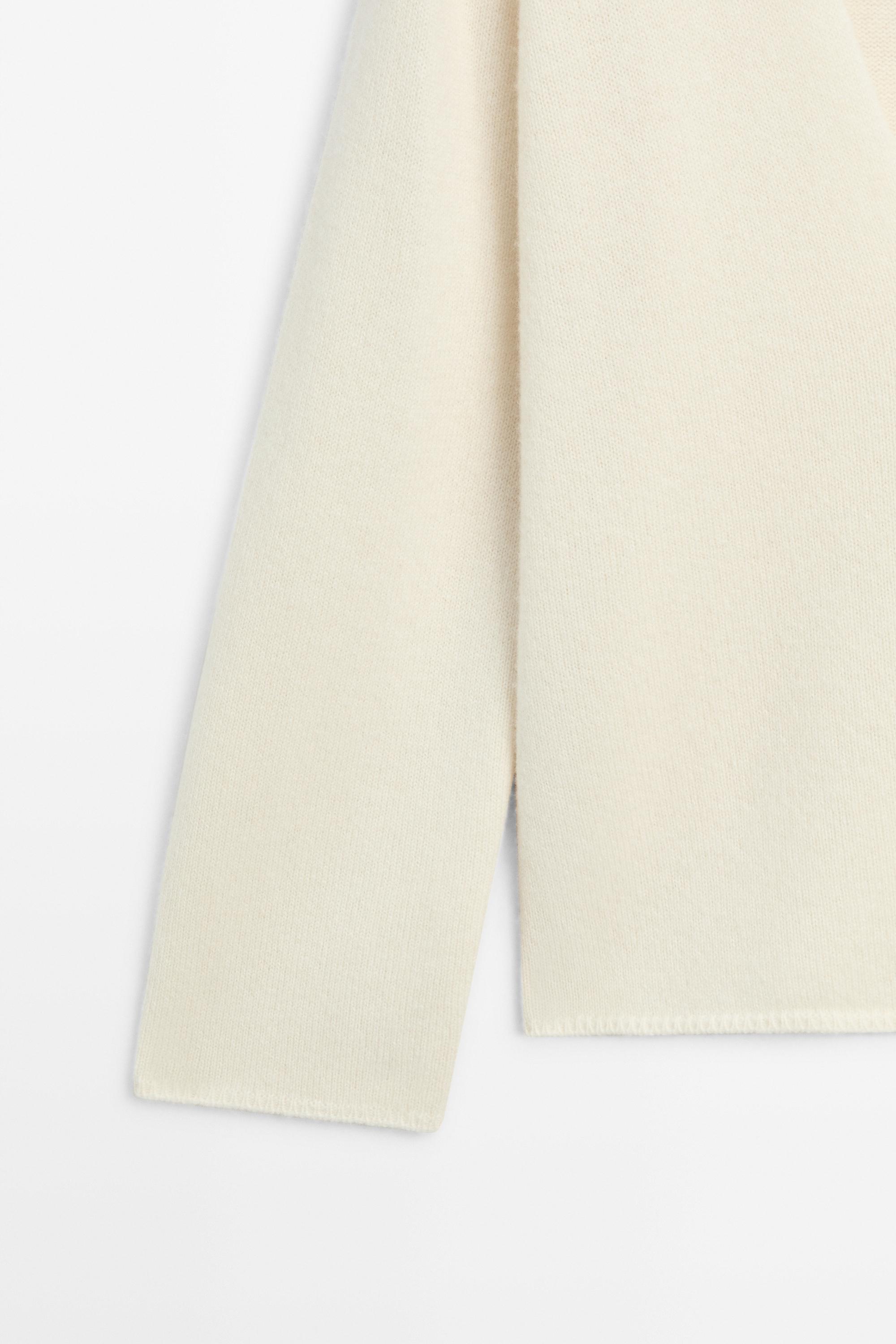 Long-line knit sweater with neckline detail - OCHRE MARL