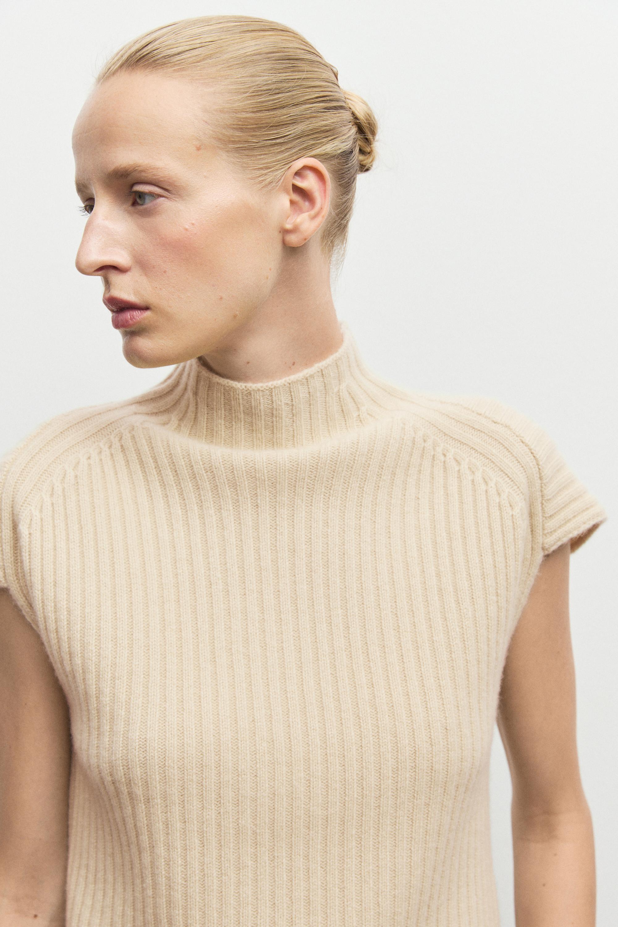 100% cashmere ribbed knit vest - Vanilla