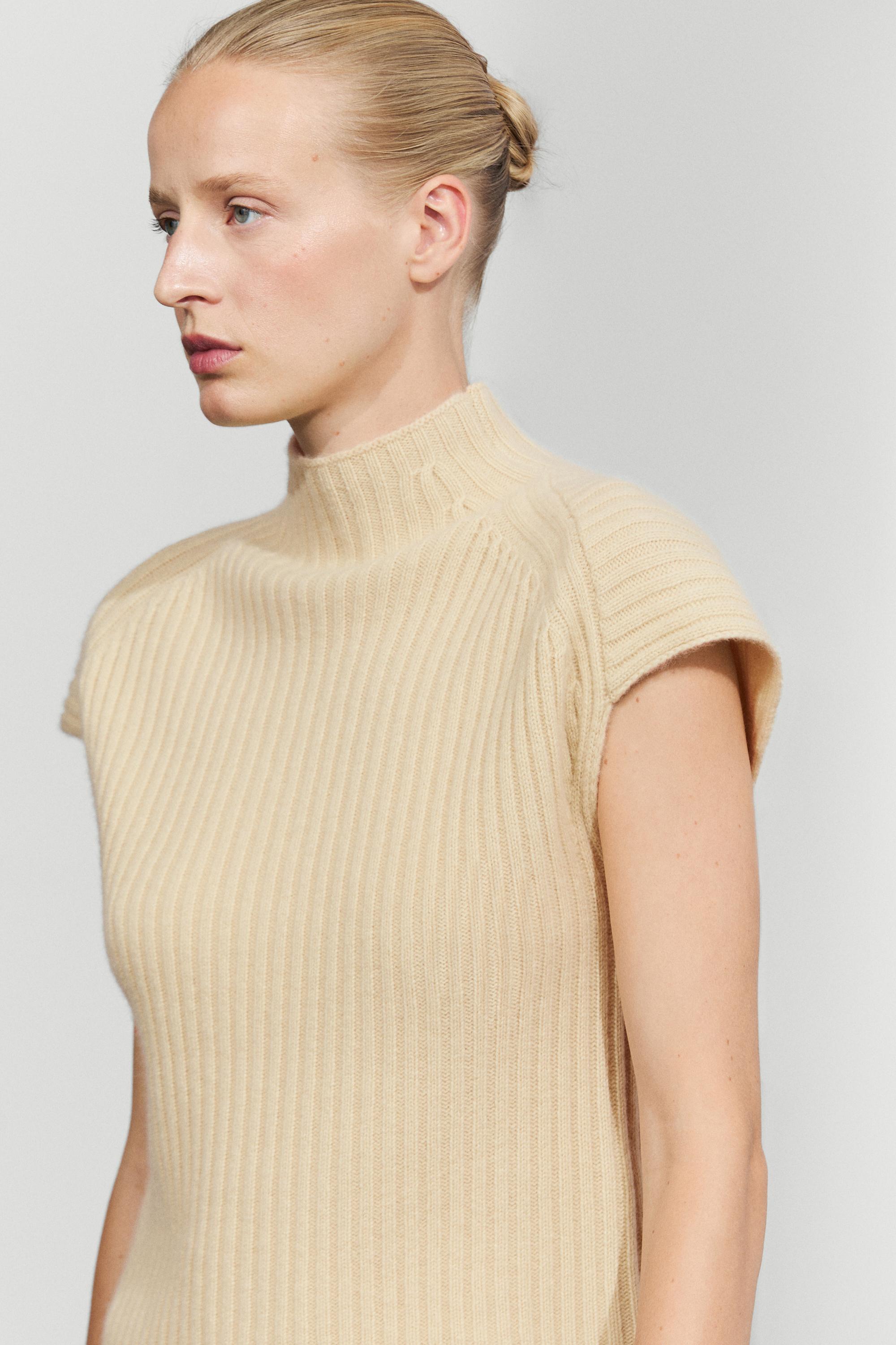 100% cashmere ribbed knit vest - Vanilla