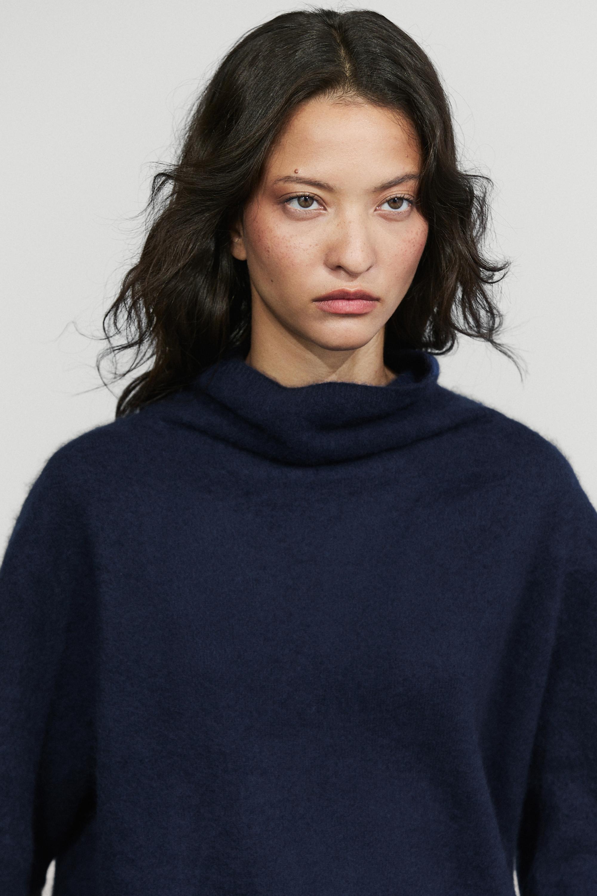 100% wool oversize short-sleeve knit sweater - INK BLUE