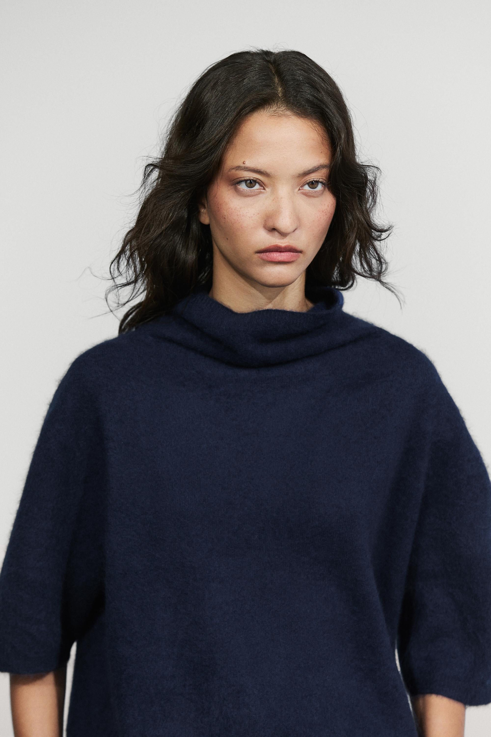 100% wool oversize short-sleeve knit sweater - INK BLUE