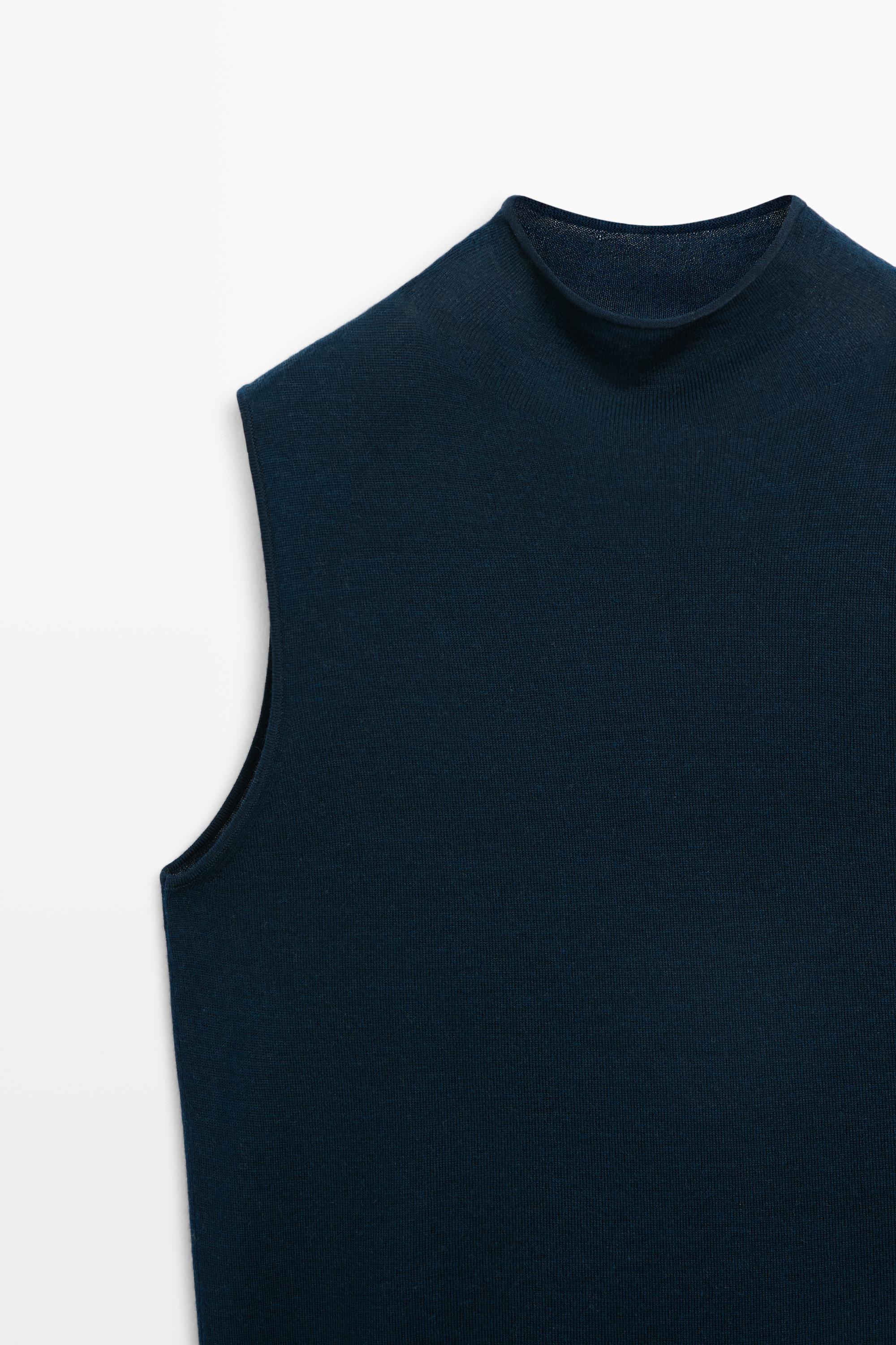 100% wool mock turtleneck knit top - BLUE