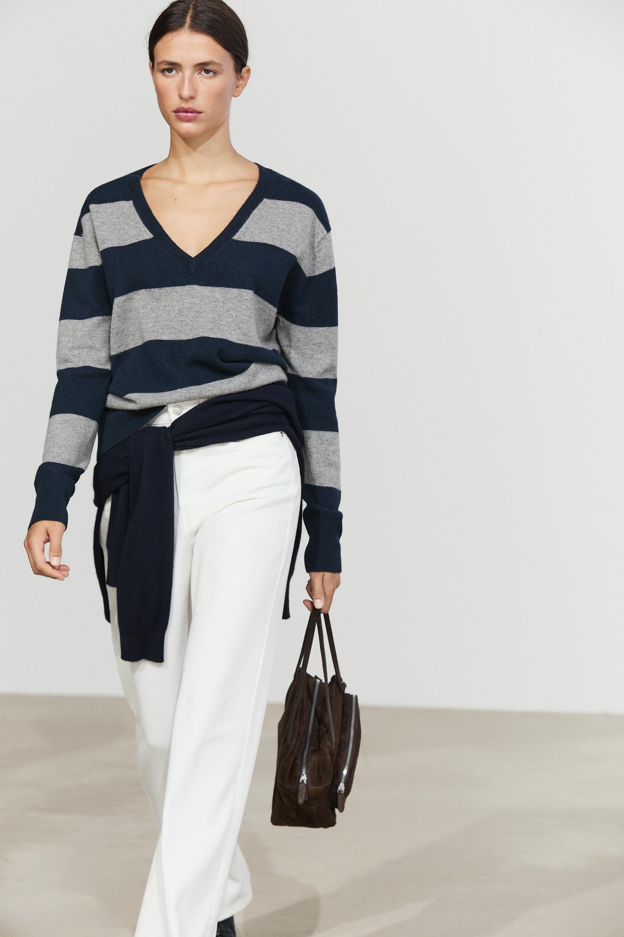 Wool and cashmere stripe V-neck knit sweater - ANTHRACITE GREY