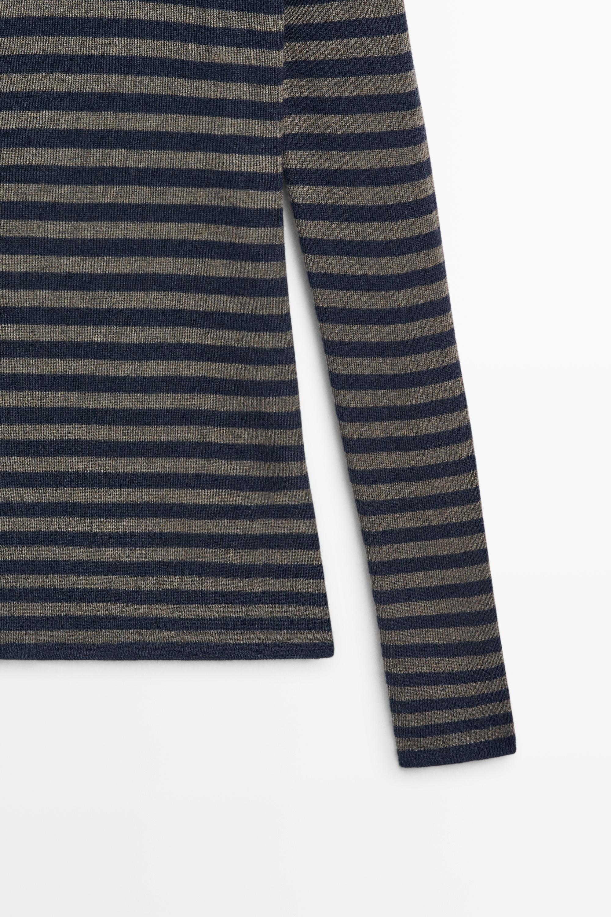 Striped turtleneck knit sweater - NAVY BLUE