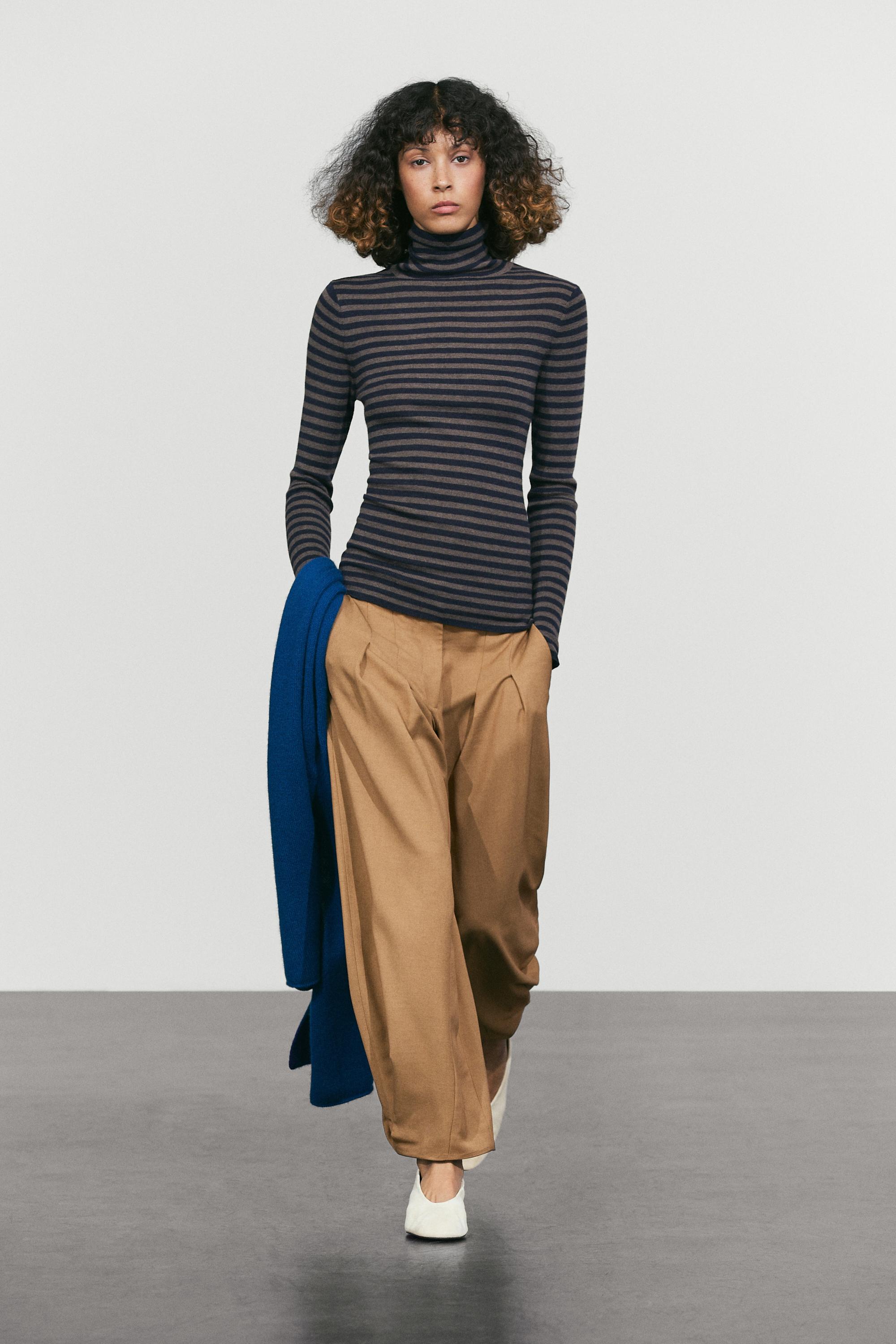 Striped turtleneck knit sweater - NAVY BLUE