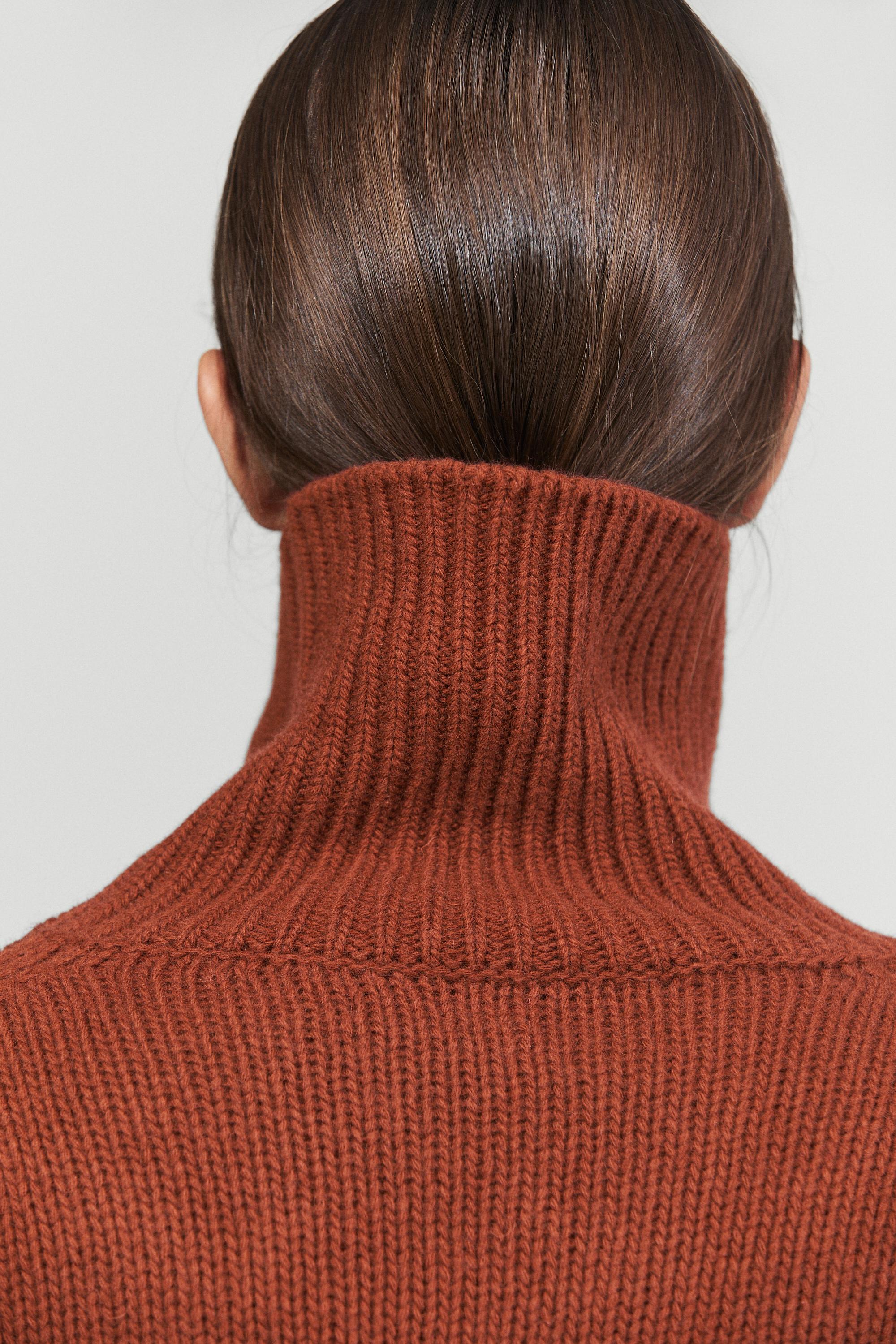 100% wool oversize knit sweater - BURNT ORANGE