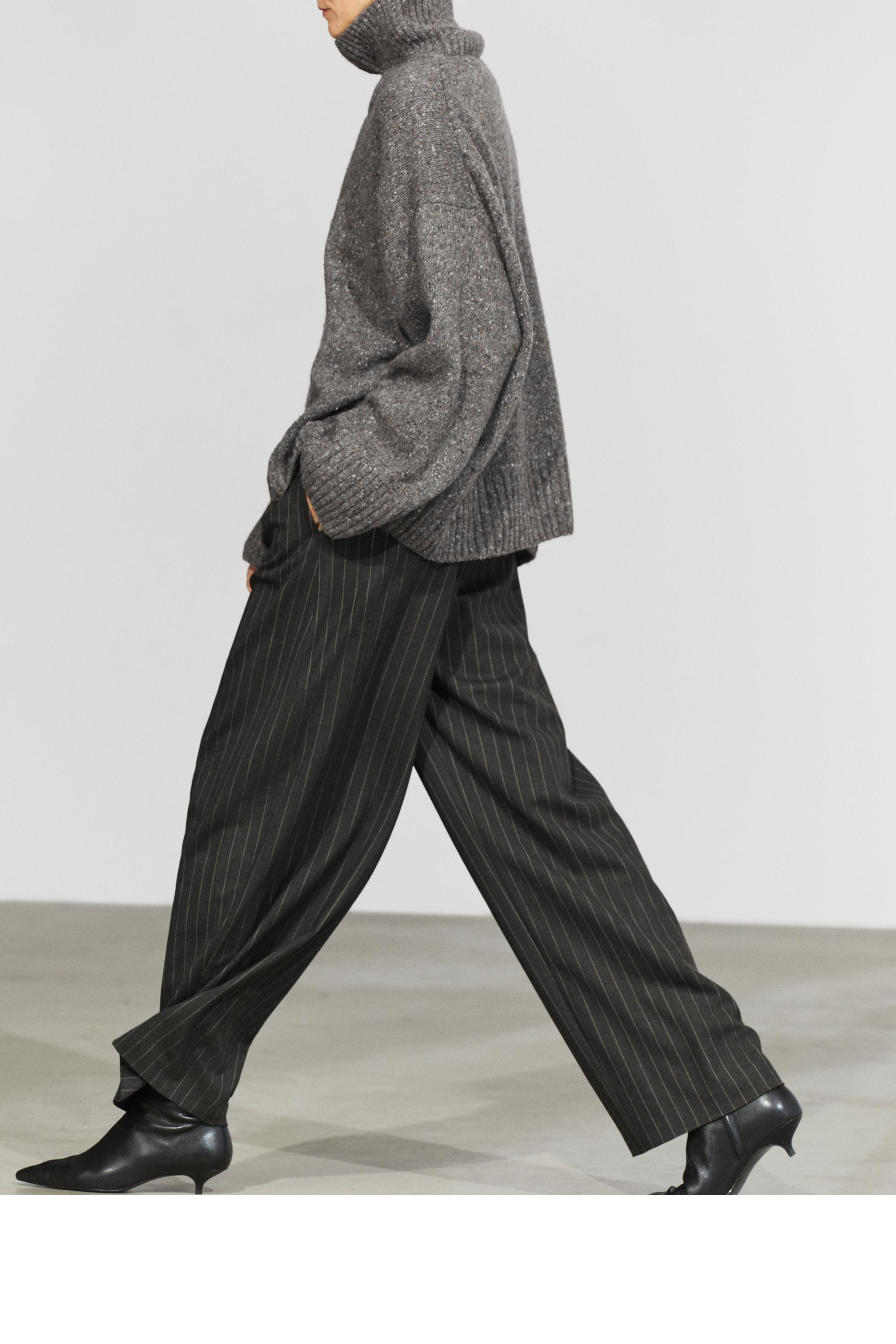 Wool blend turtleneck knit sweater - GREY