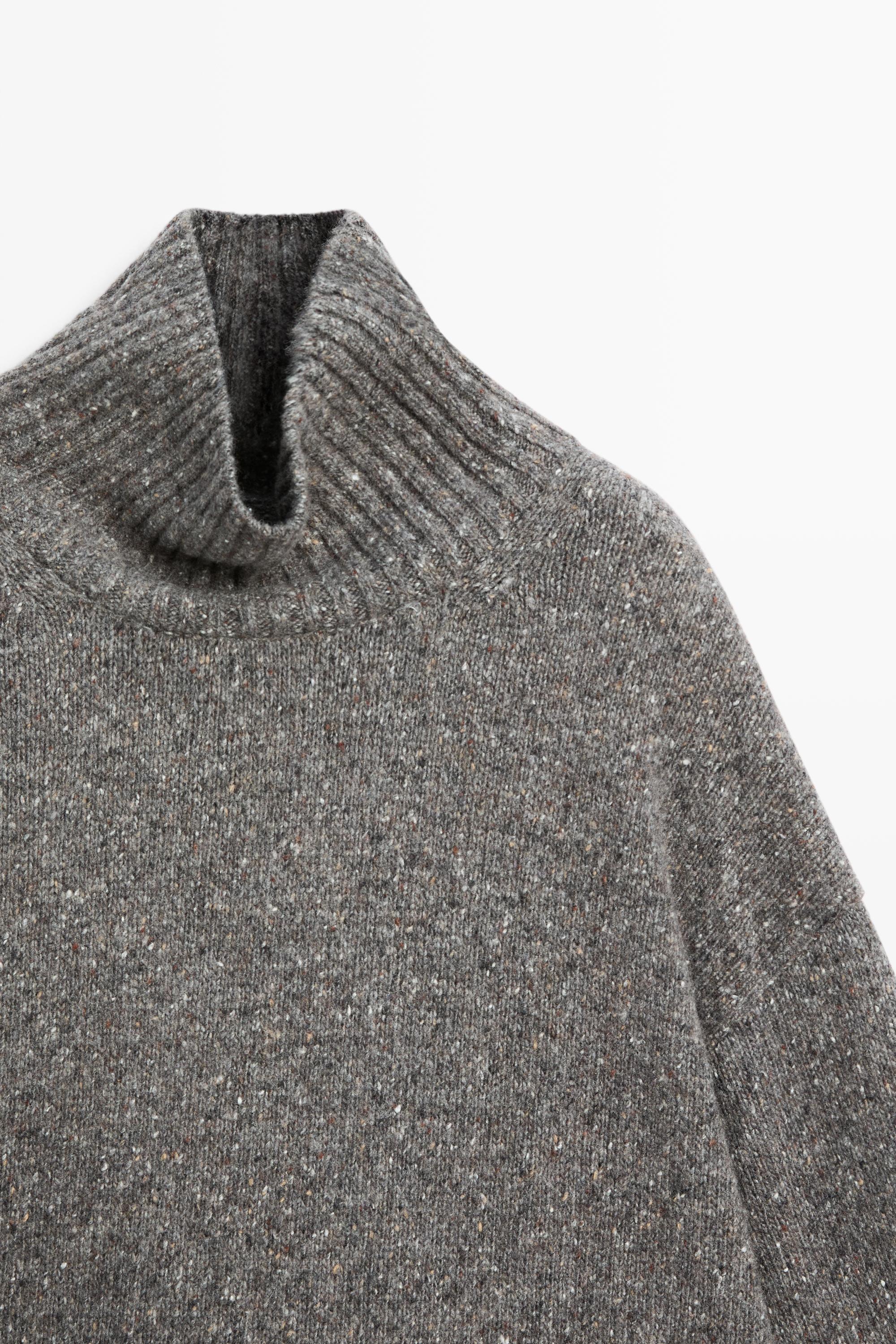 Wool blend turtleneck knit sweater - GREY
