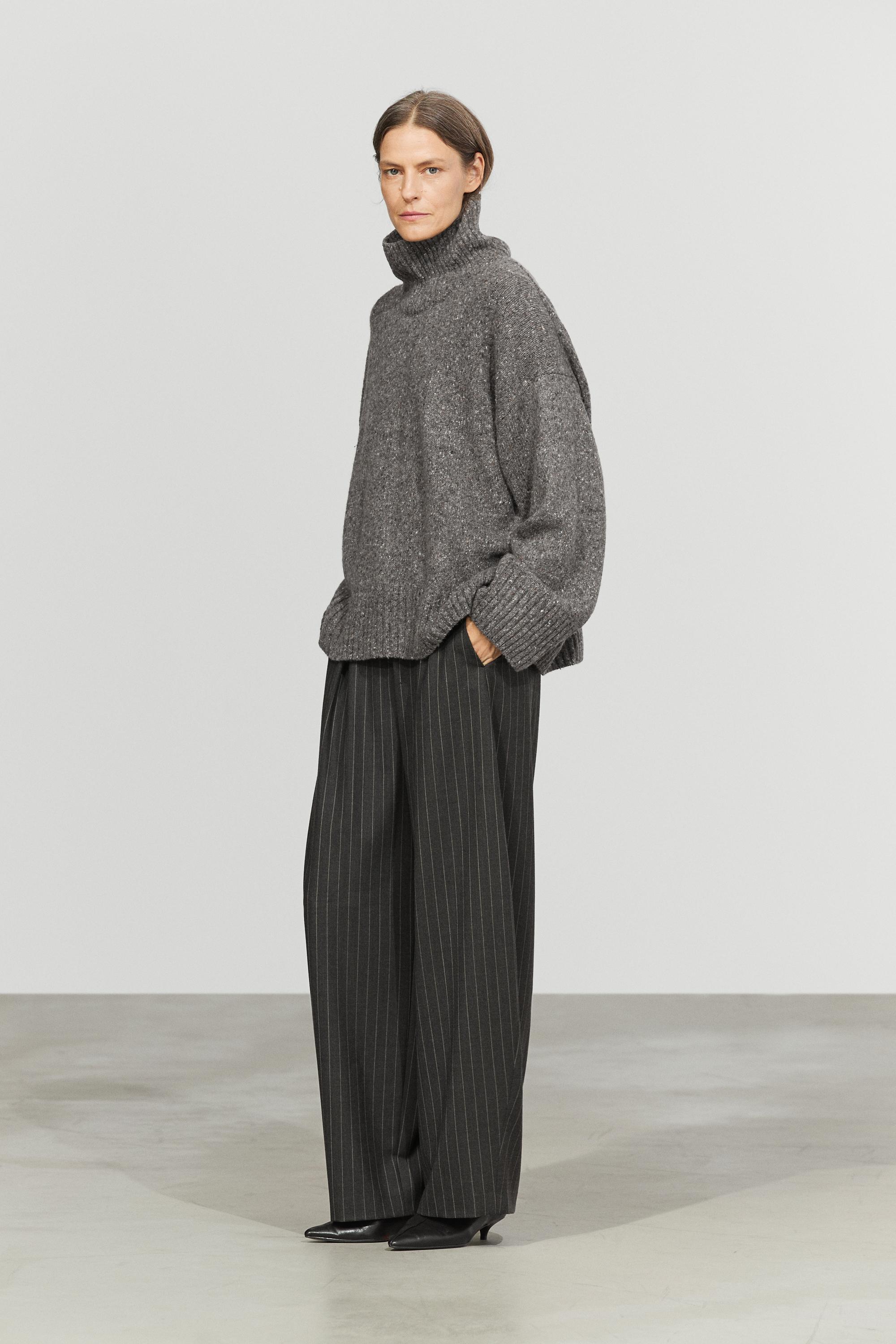 Wool blend turtleneck knit sweater - GREY