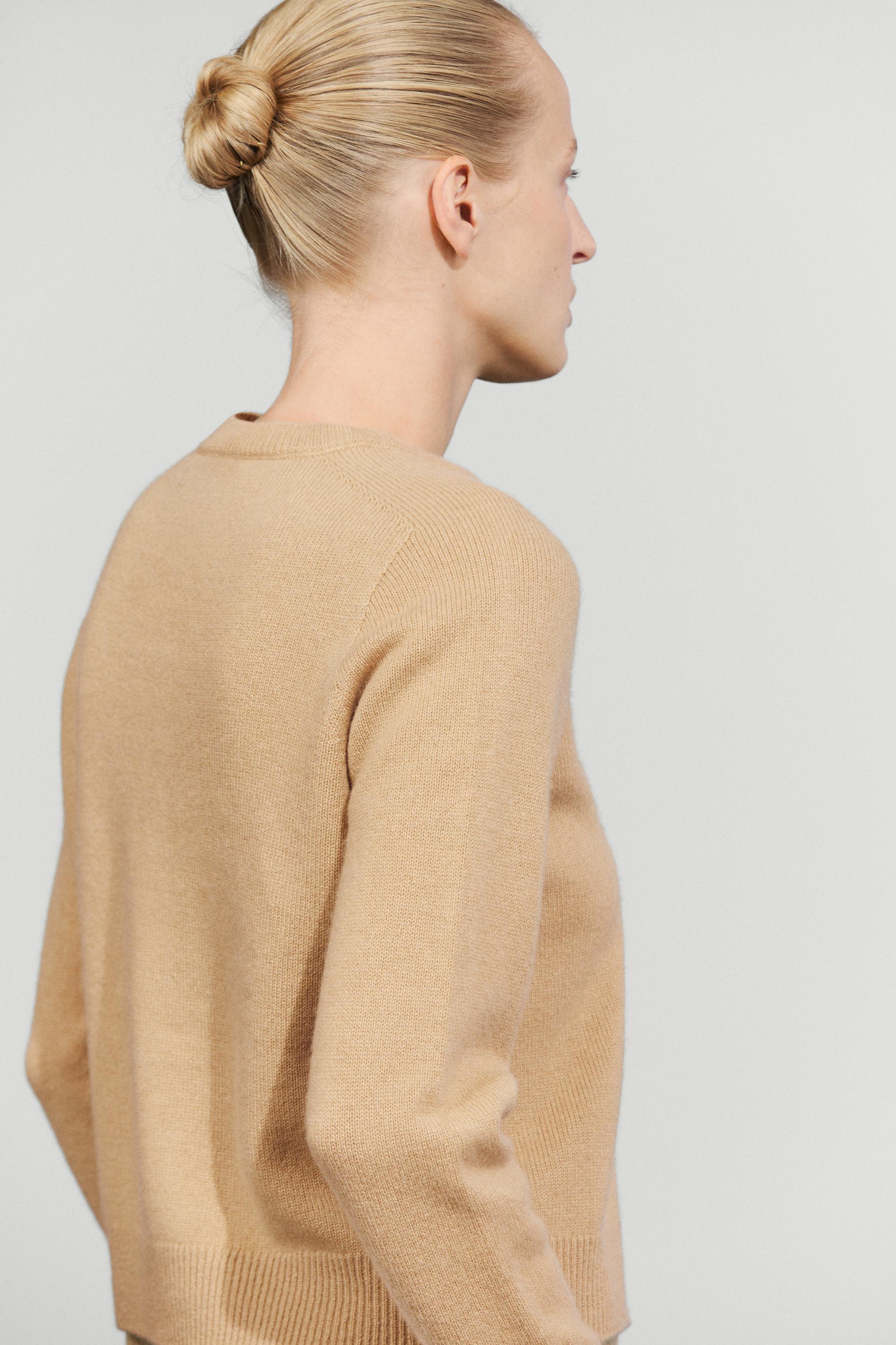 100% cashmere cropped knit cardigan - CAMEL