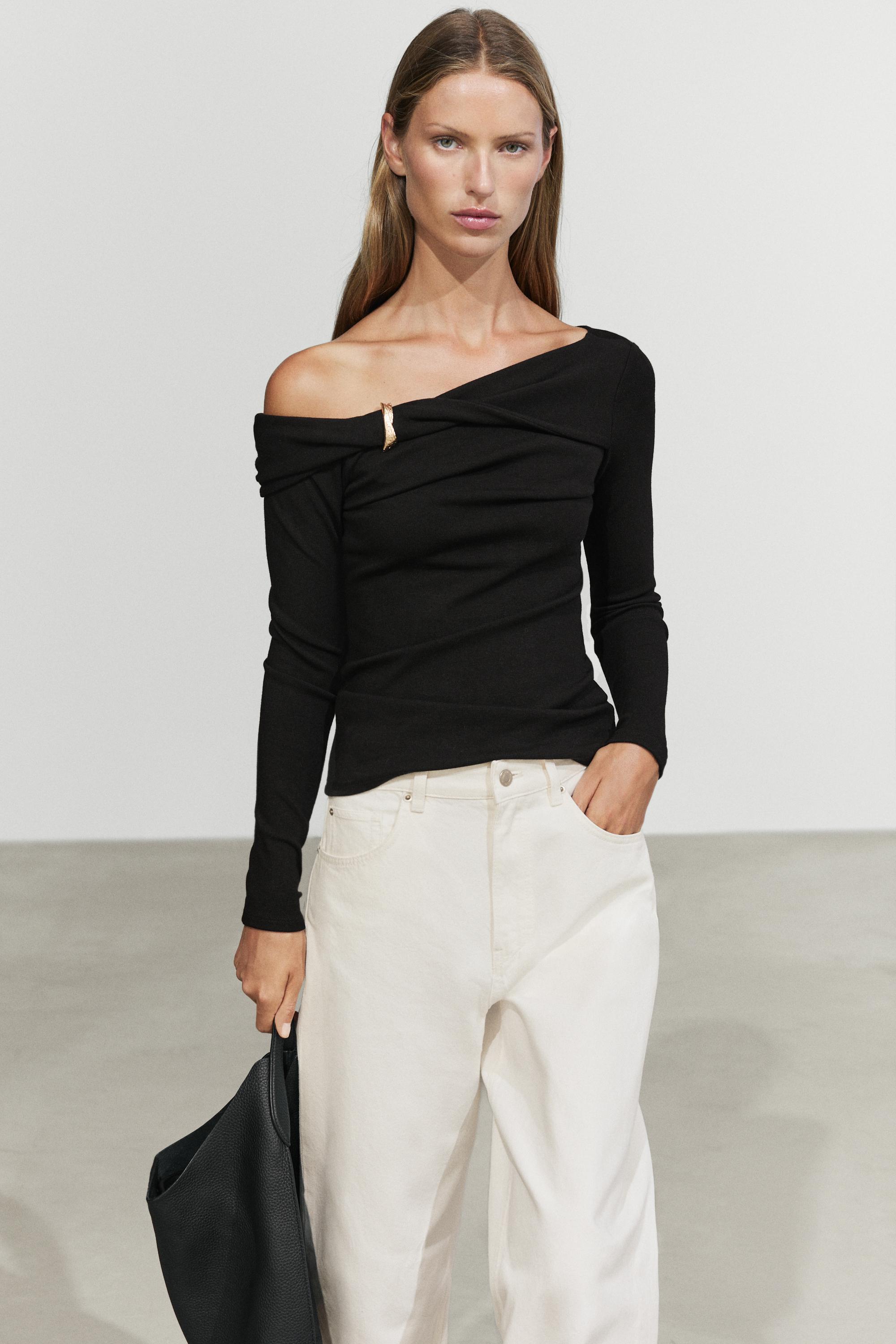 Long sleeve top with metallic detail - BLACK