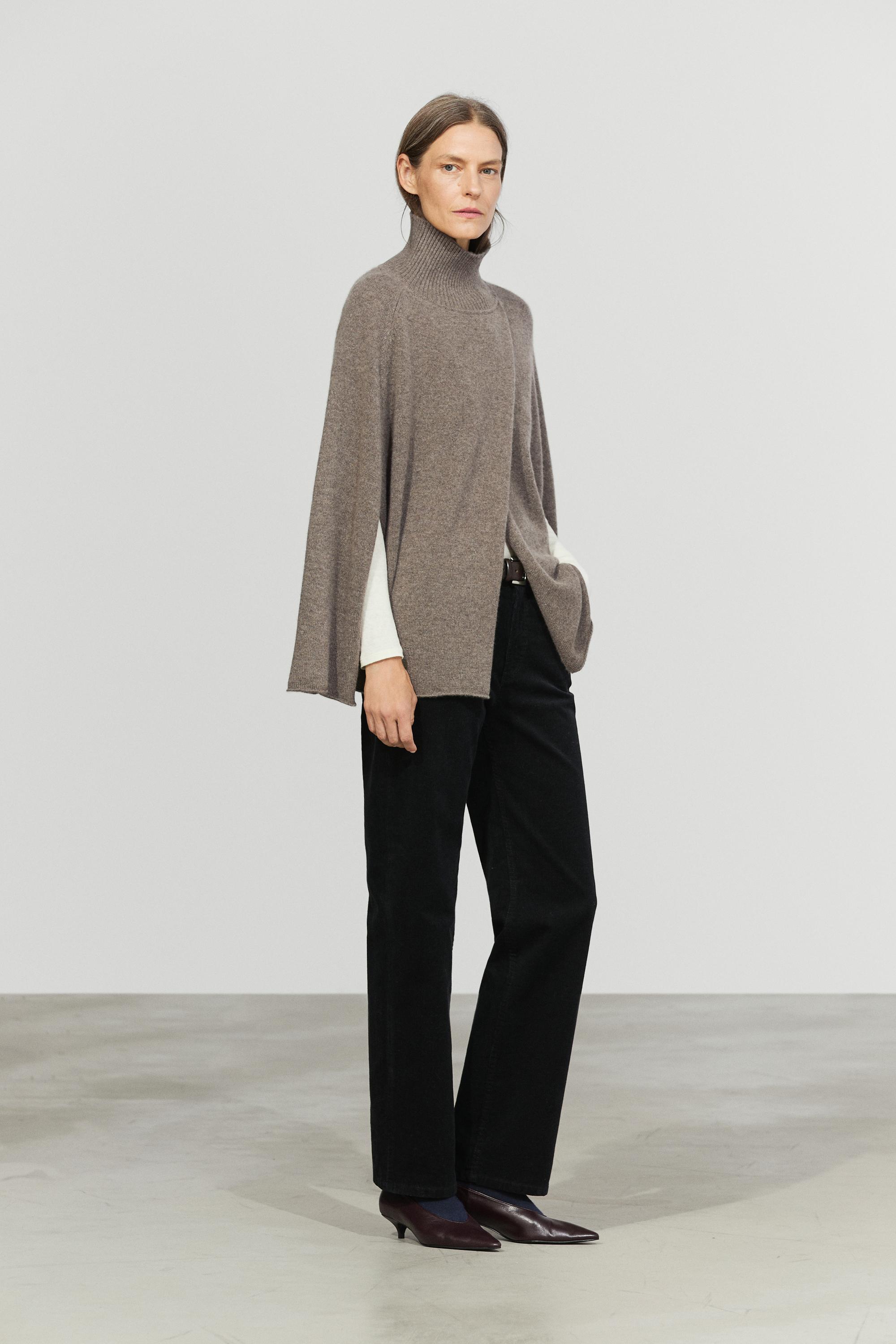 100% cashmere knit cape with crossover detail - DARK KHAKI