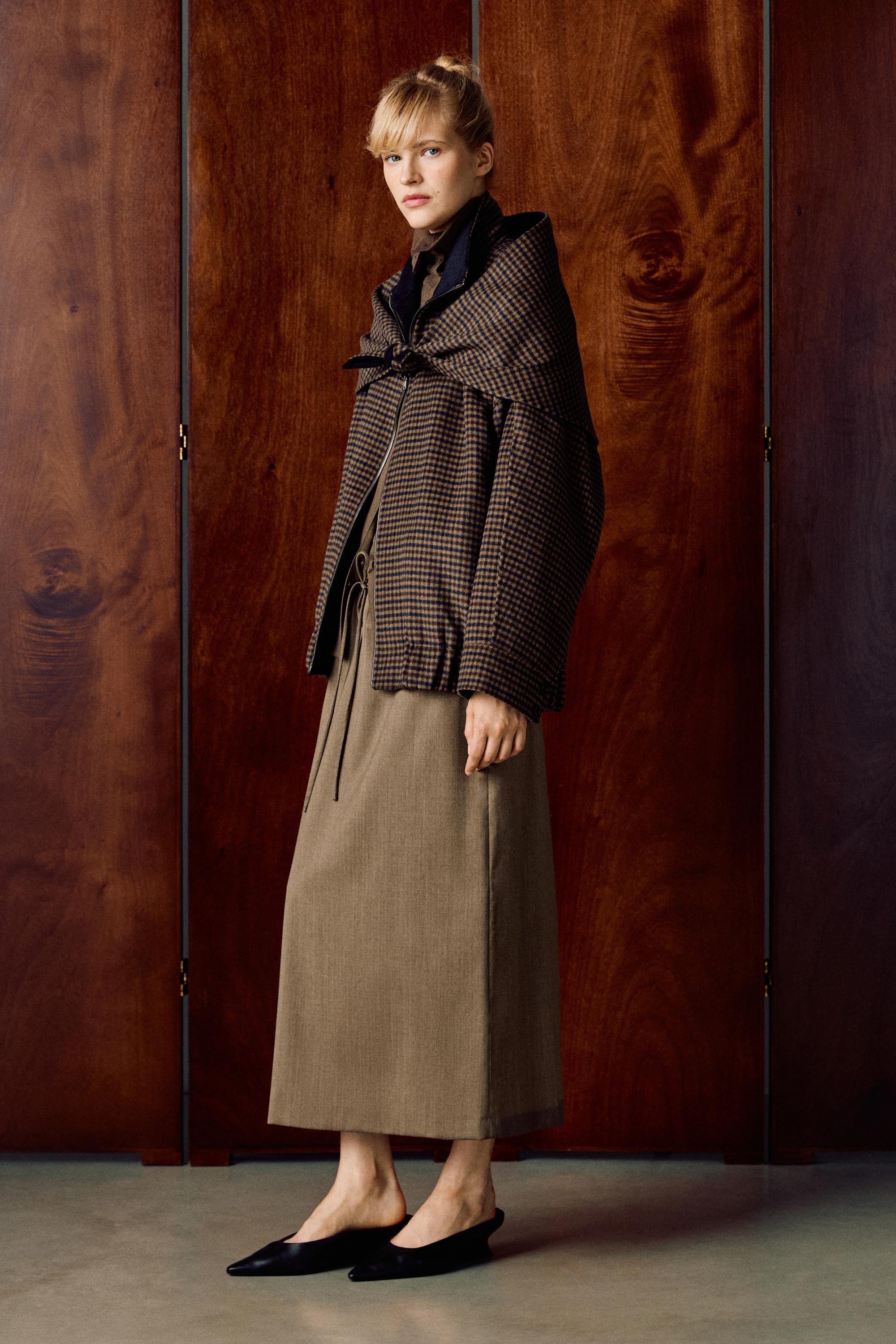 Gingham bomber jacket with removable scarf - BROWN