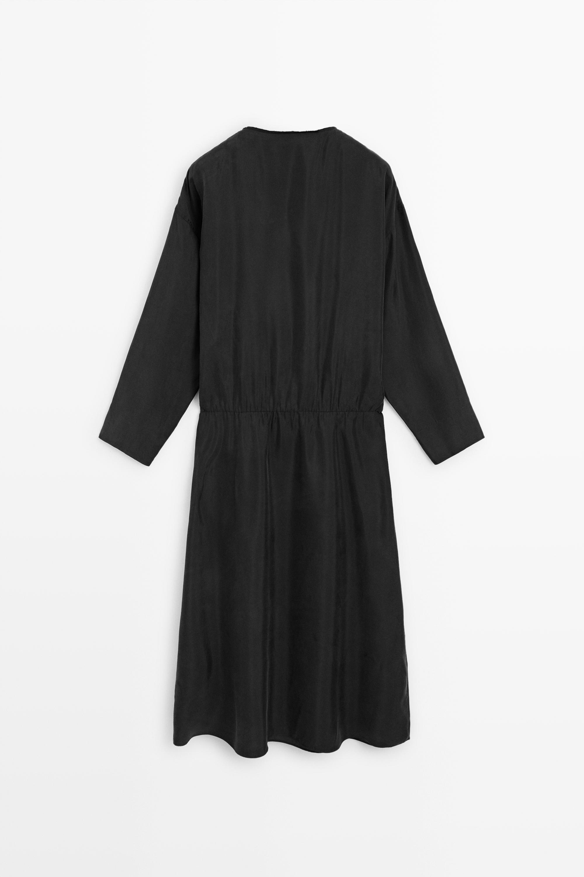 Fluid midi dress with collar detail - BLACK