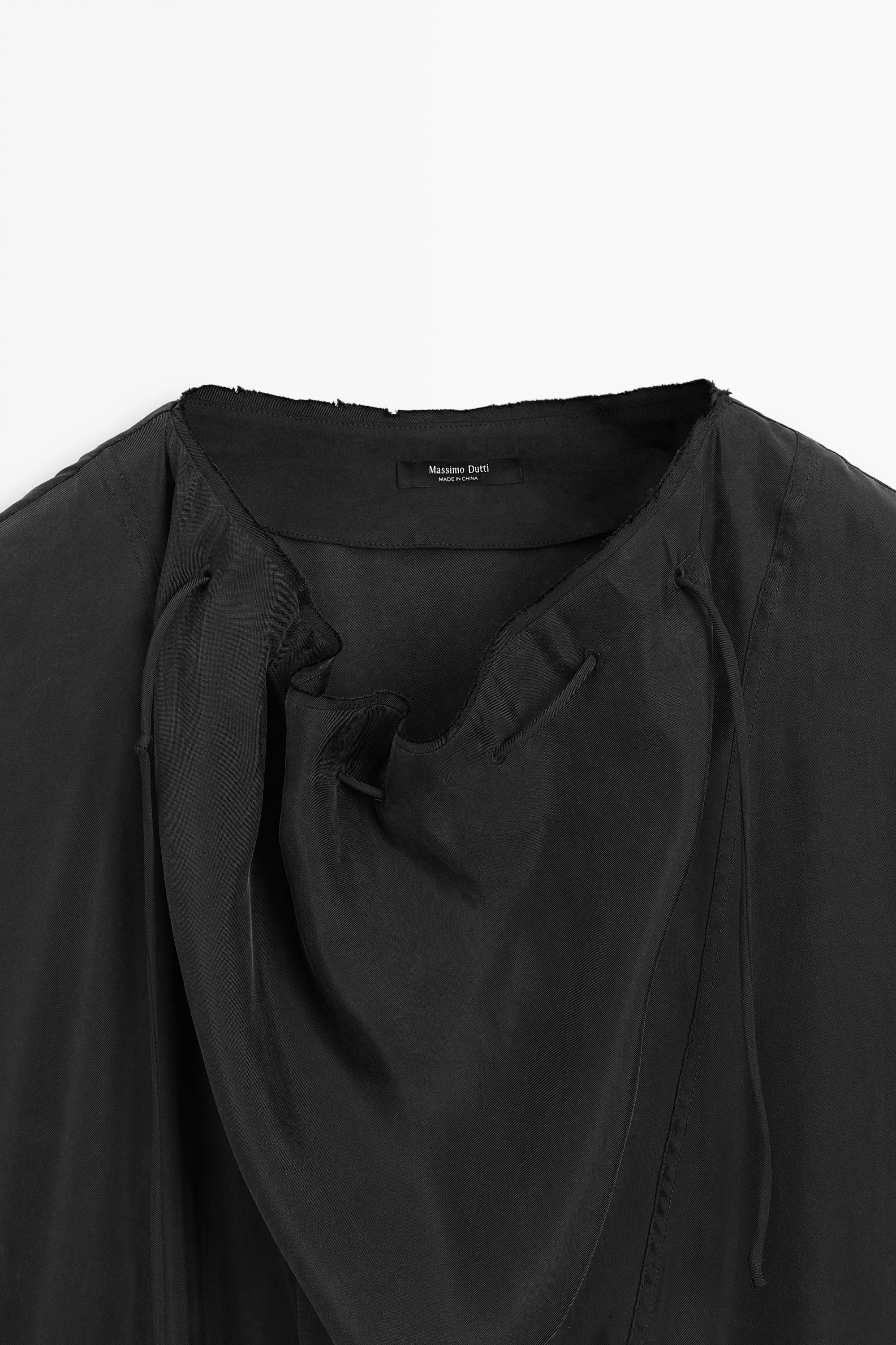 Fluid midi dress with collar detail - BLACK