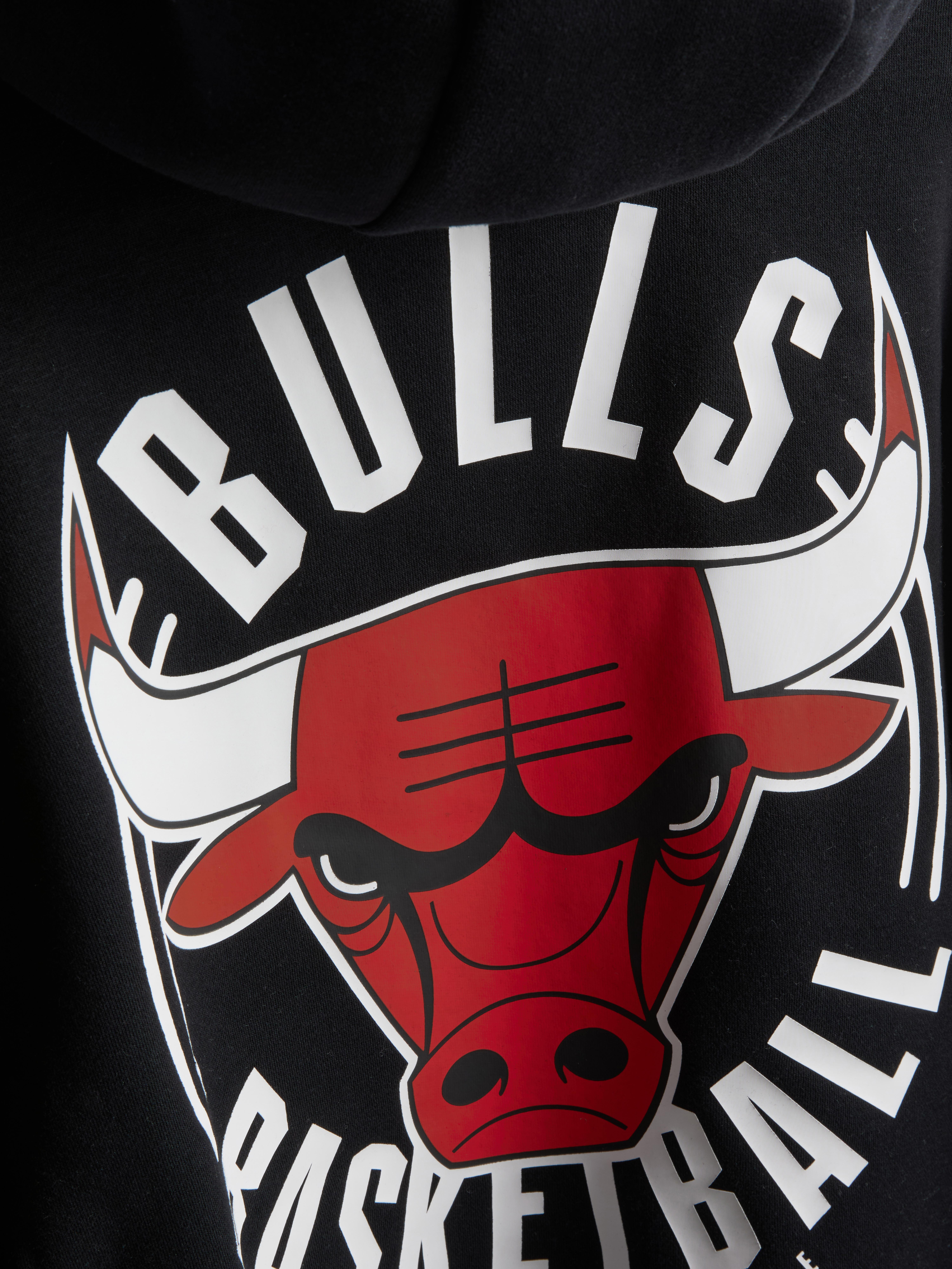NBA Chicago Bulls Cotton-Rich Hoodie - Black