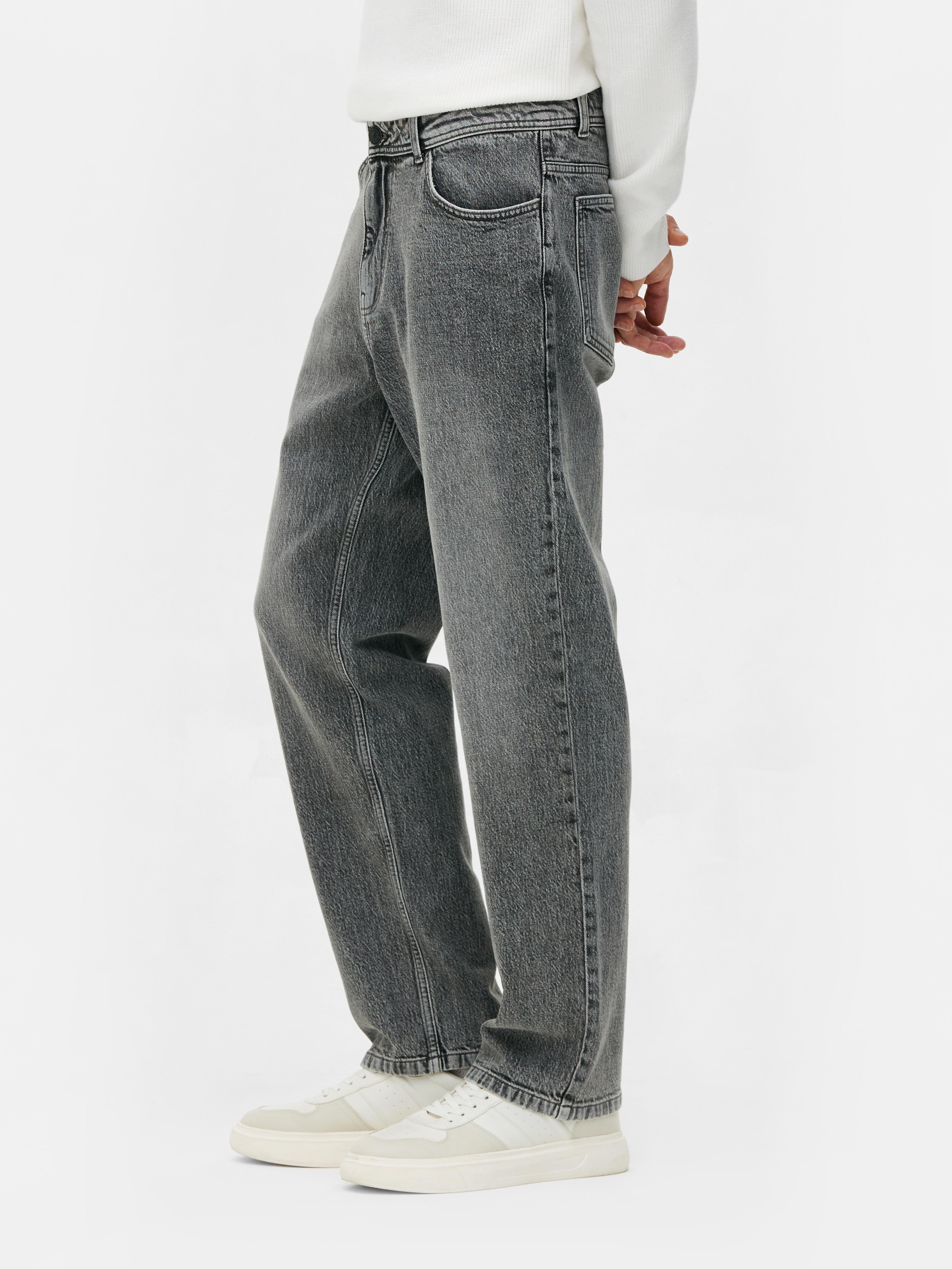 Mid-Rise Straight-Leg Jeans - Gray