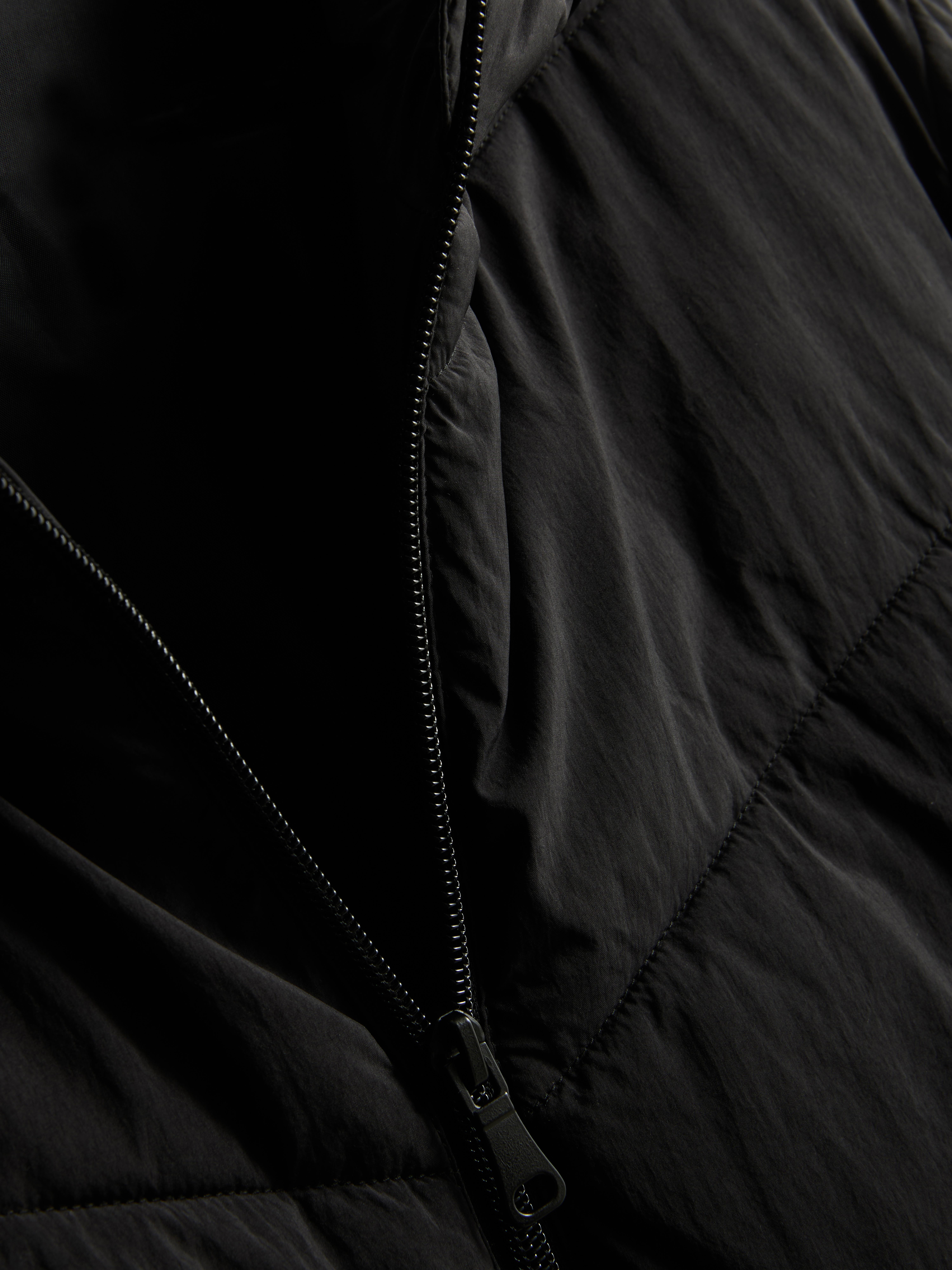 Longline Hooded Puffer Jacket - Black