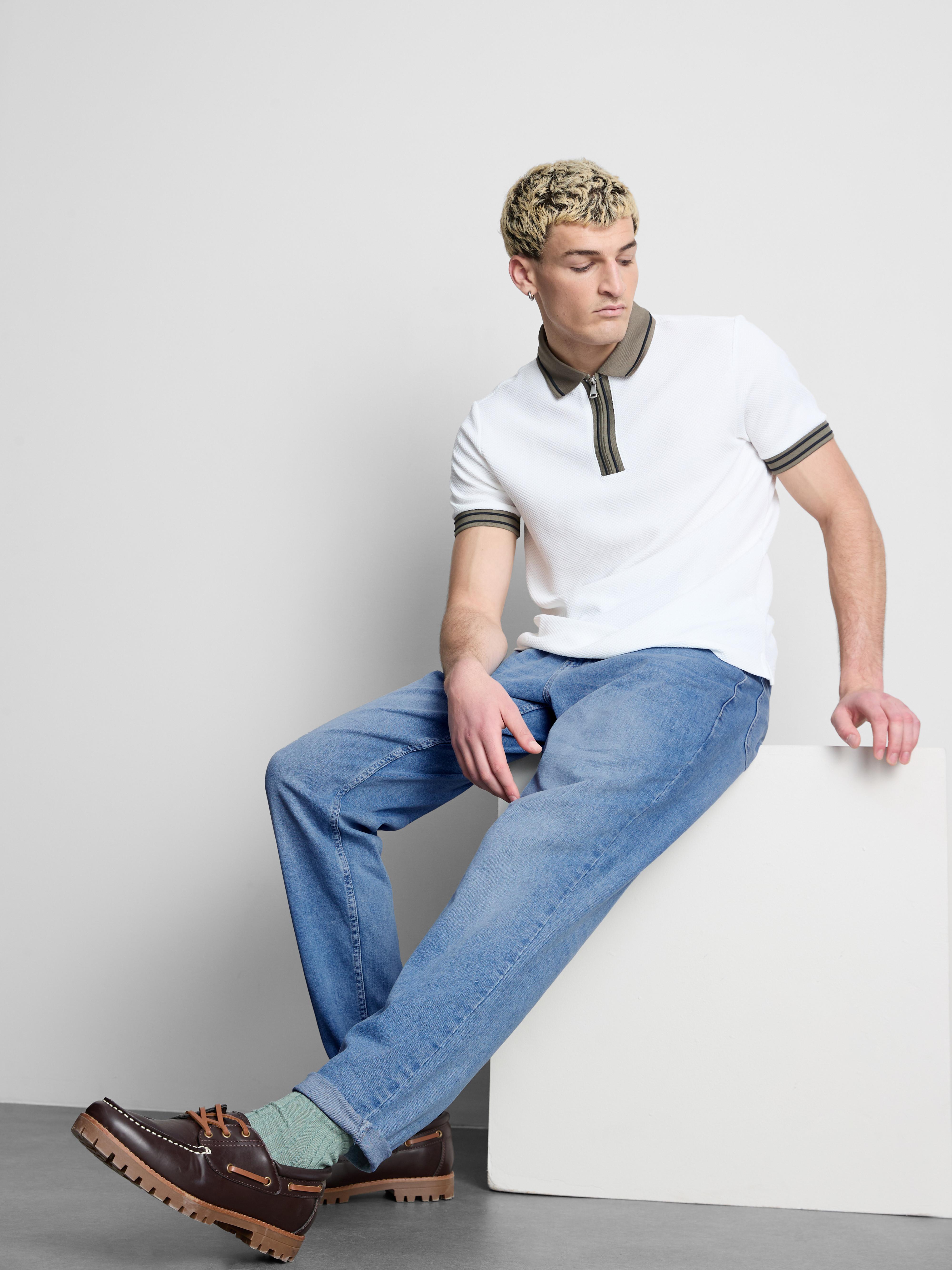 Mid-Rise Slim Fit Jeans - Light Blue