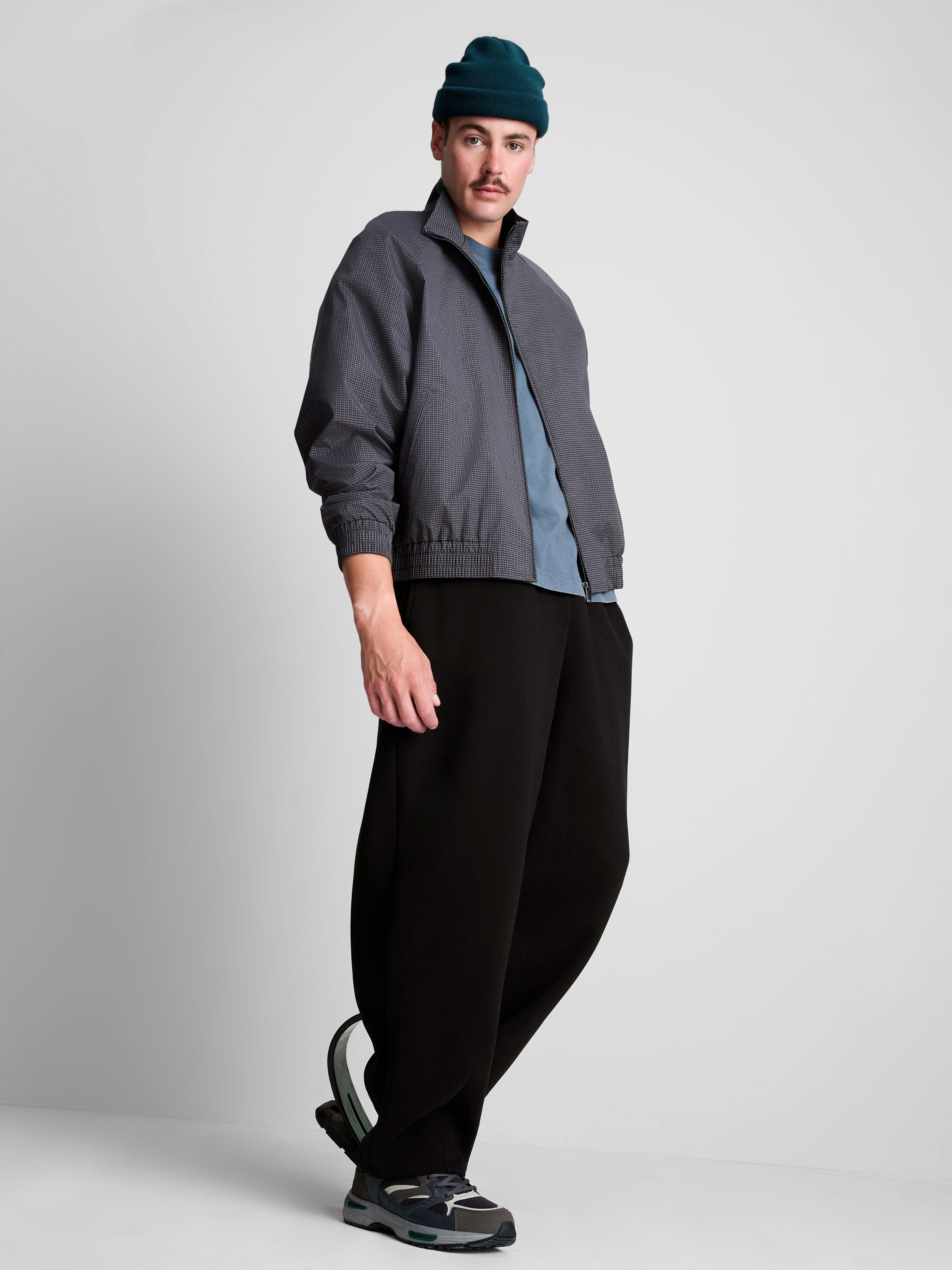 Cotton-Rich Balloon-Fit Joggers - Black
