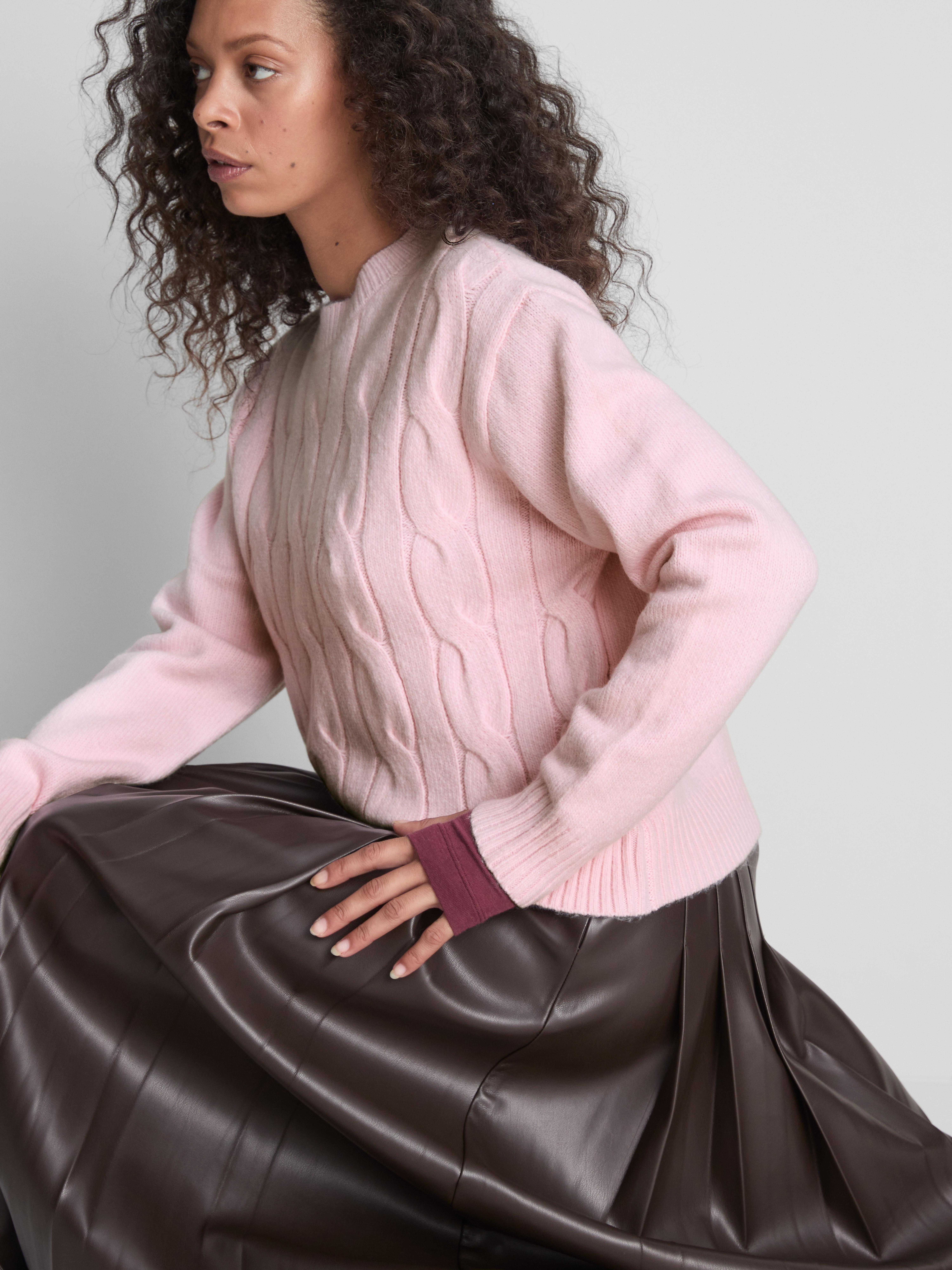 Cable Knit Crew Neck Sweater - Light Pink