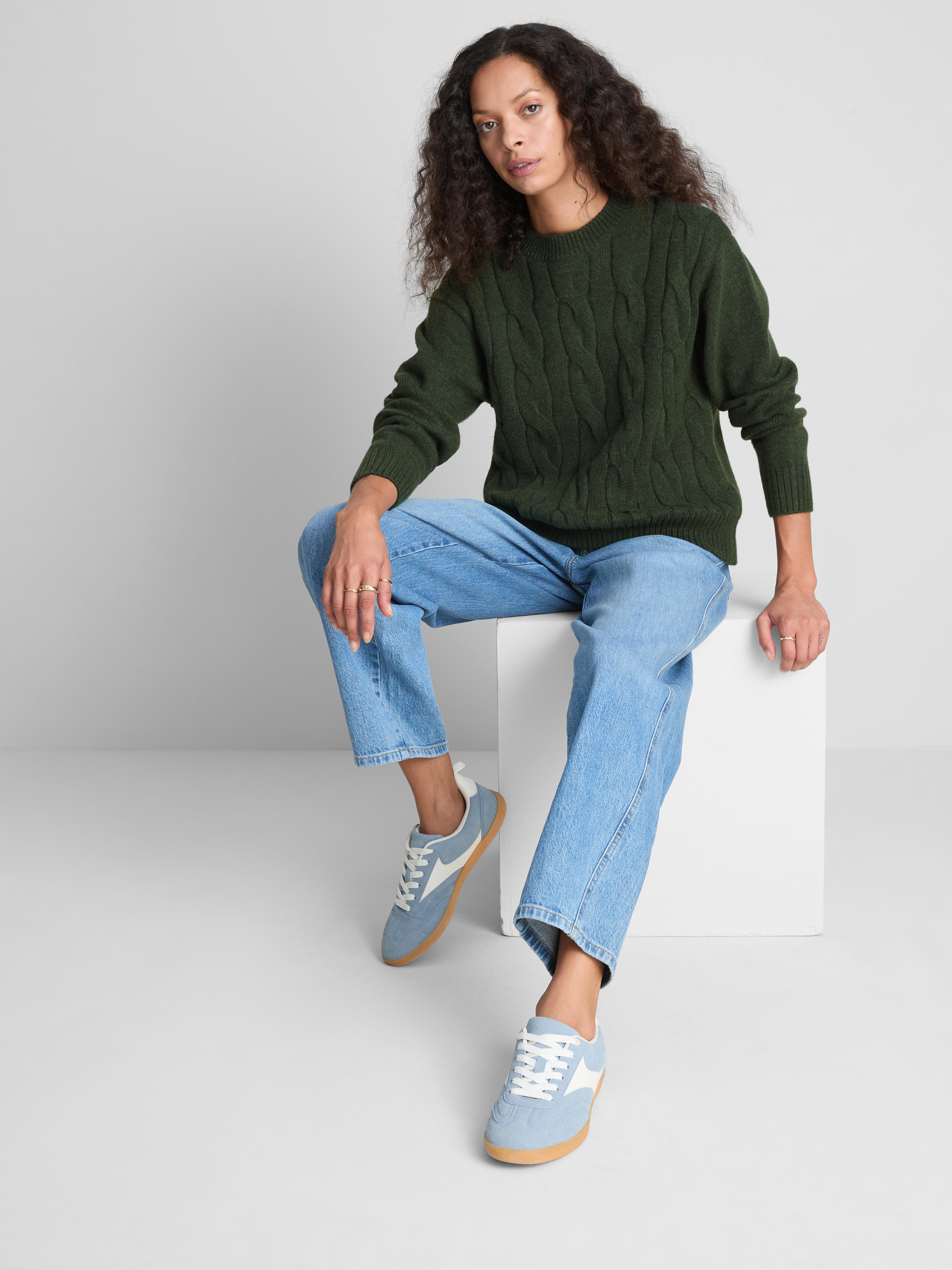 Cable Knit Crew Neck Sweater - Olive