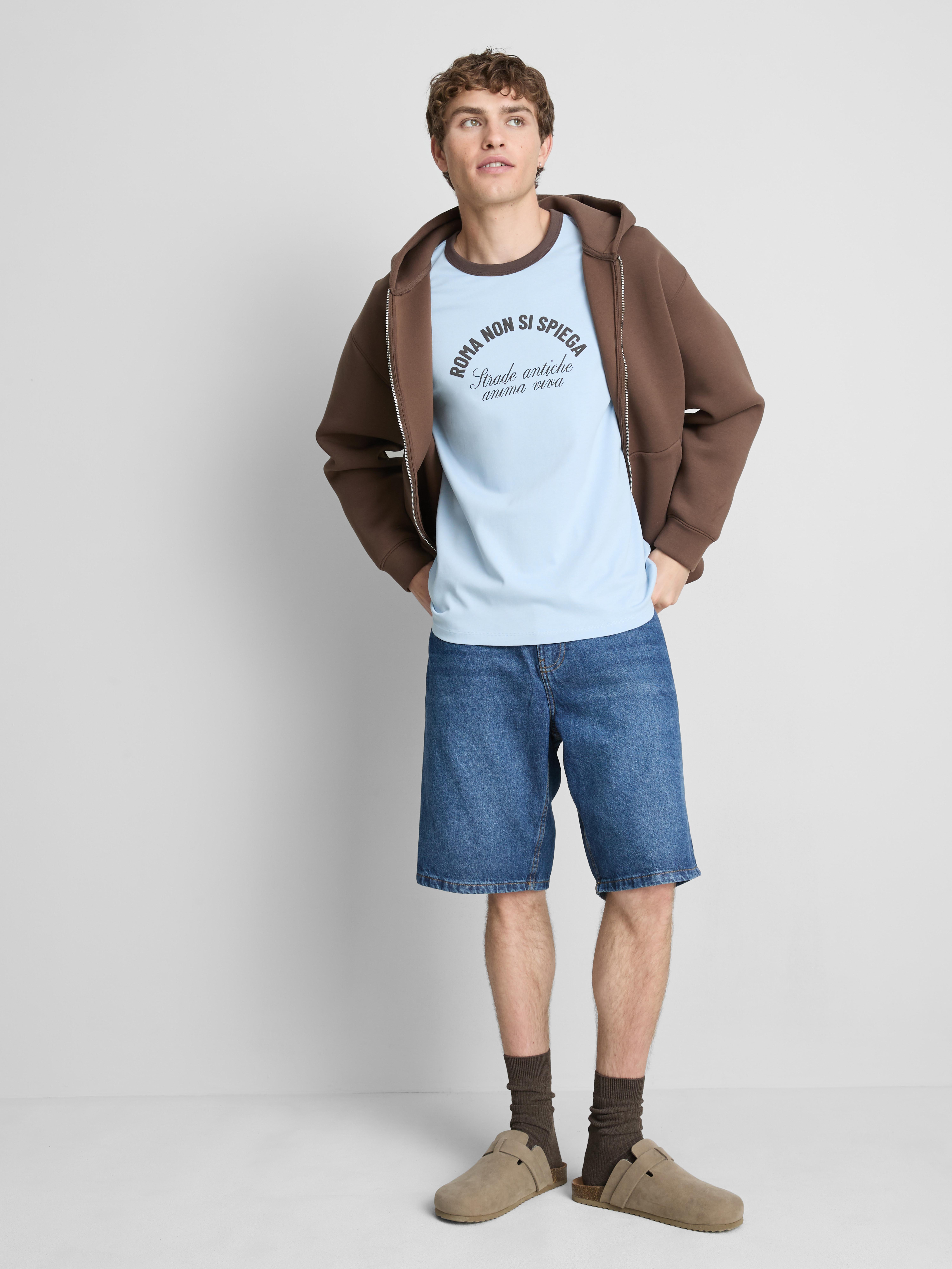 Rome Slogan T-Shirt - Light Blue