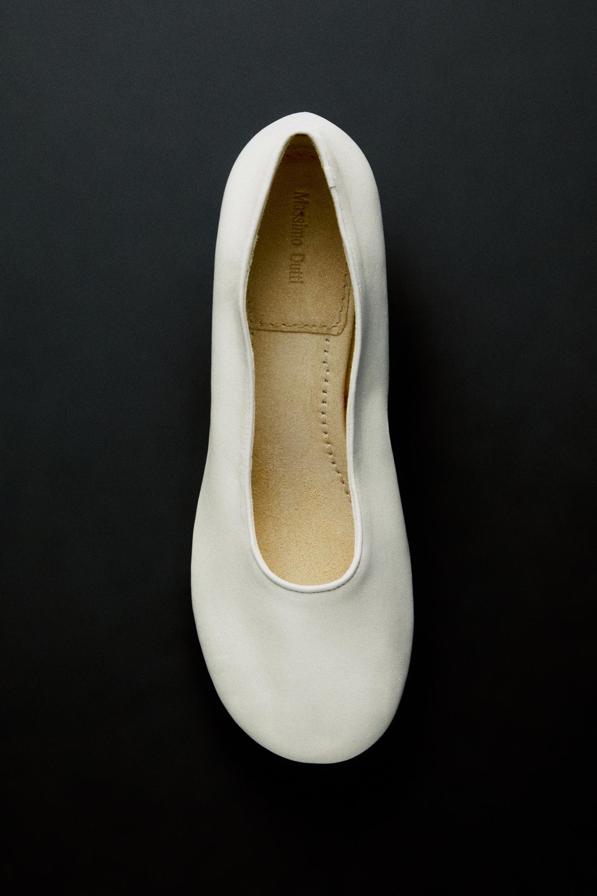 Soft leather heel shoe - WHITE
