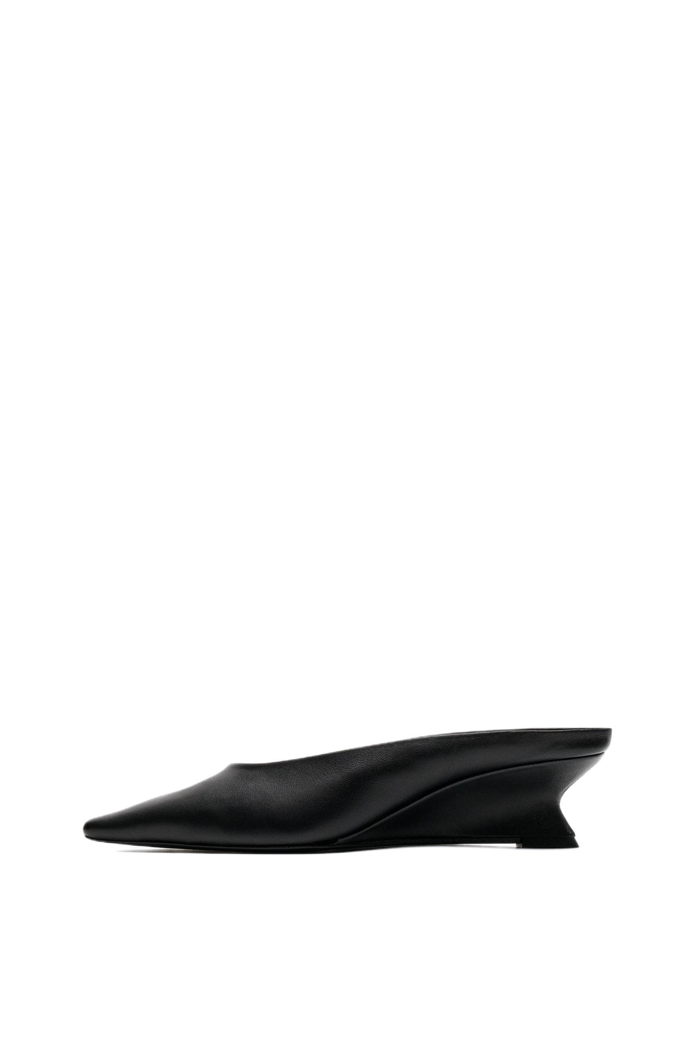 Wedge heel mule shoe - BLACK