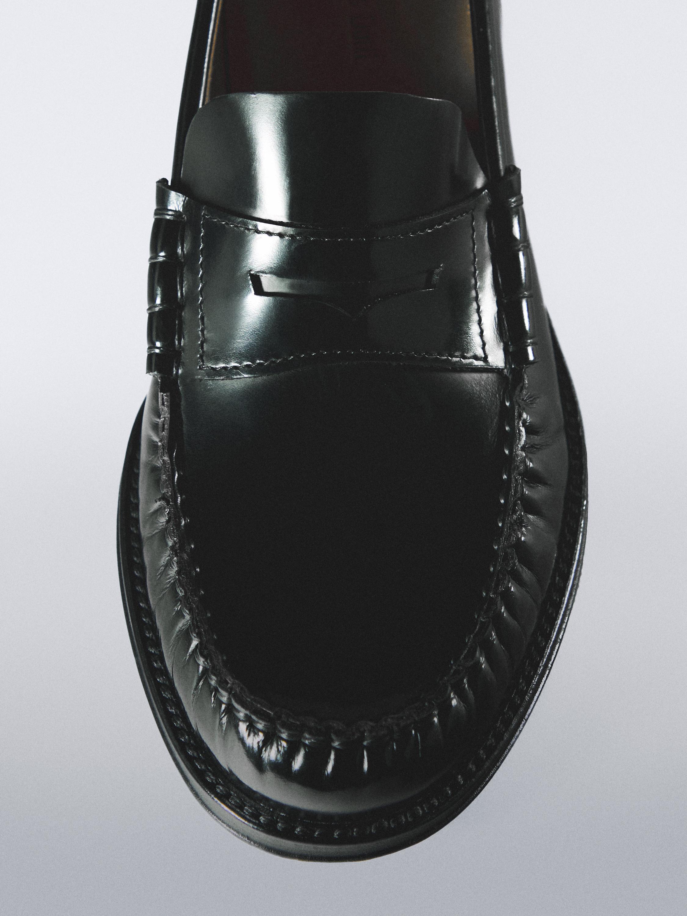Leather loafer - BLACK