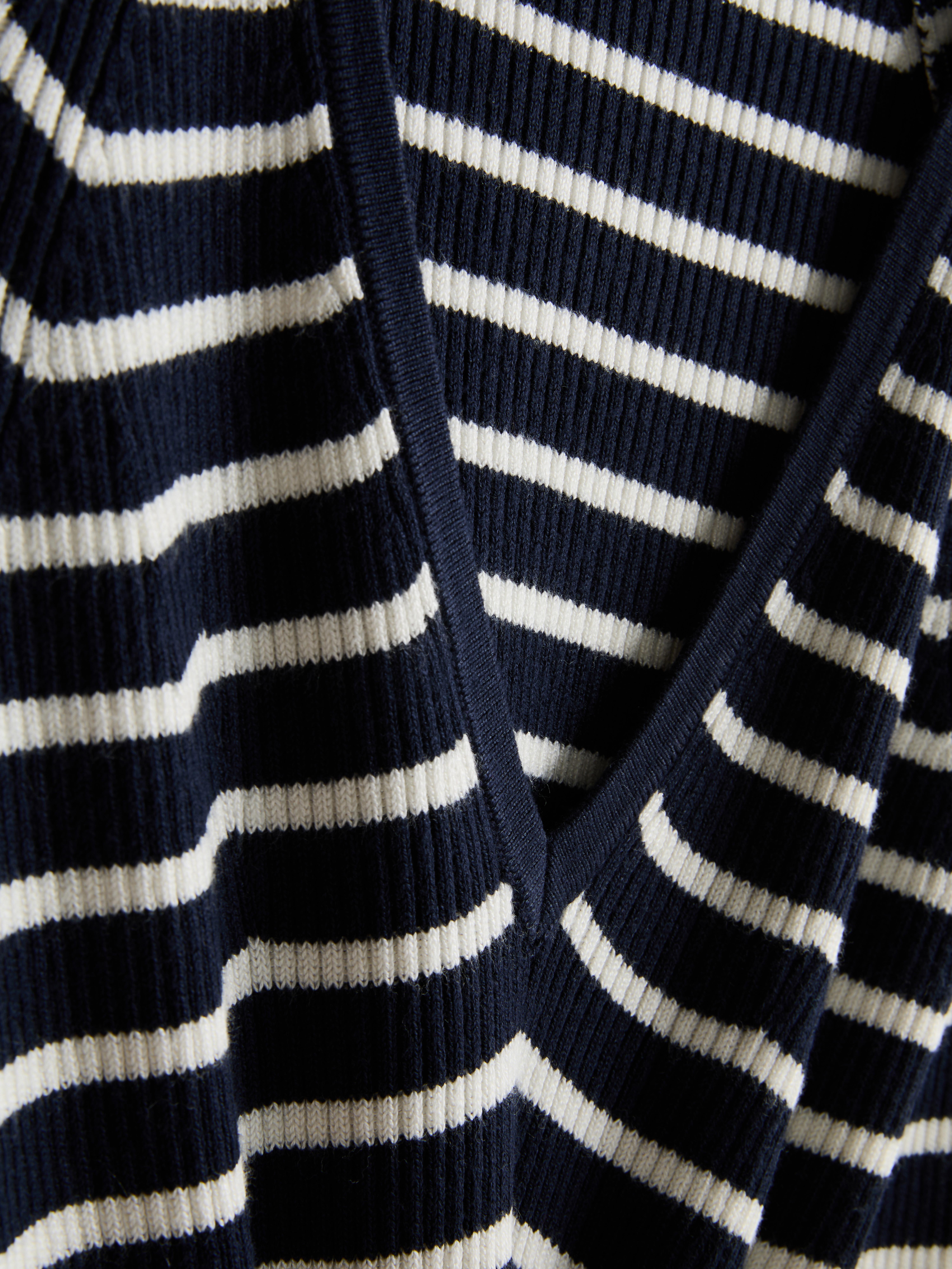 Ribbed V-Neck Sweater - Navy