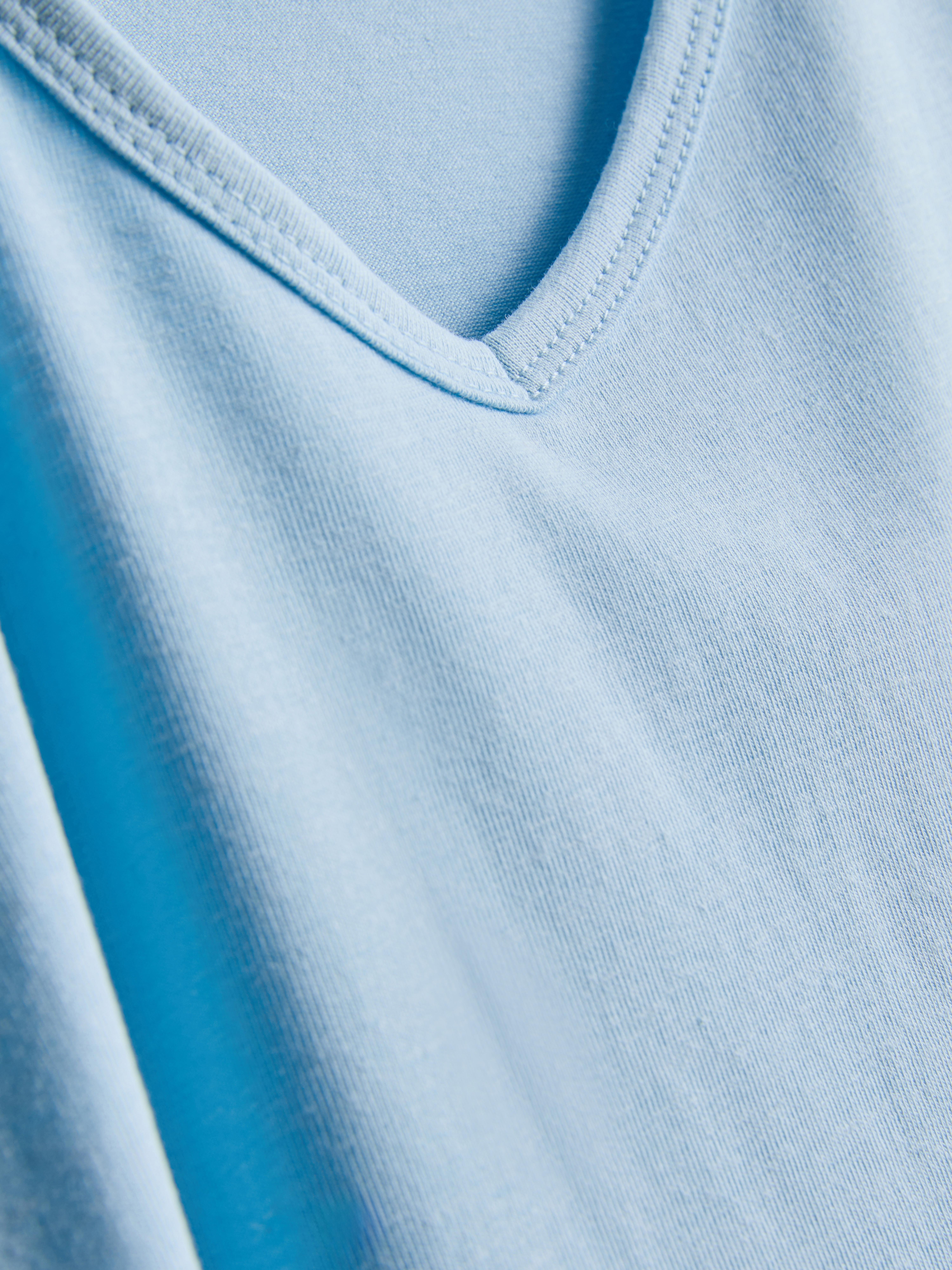 Cotton-Rich Long-Sleeve V-Neck Stretch Top - Light Blue
