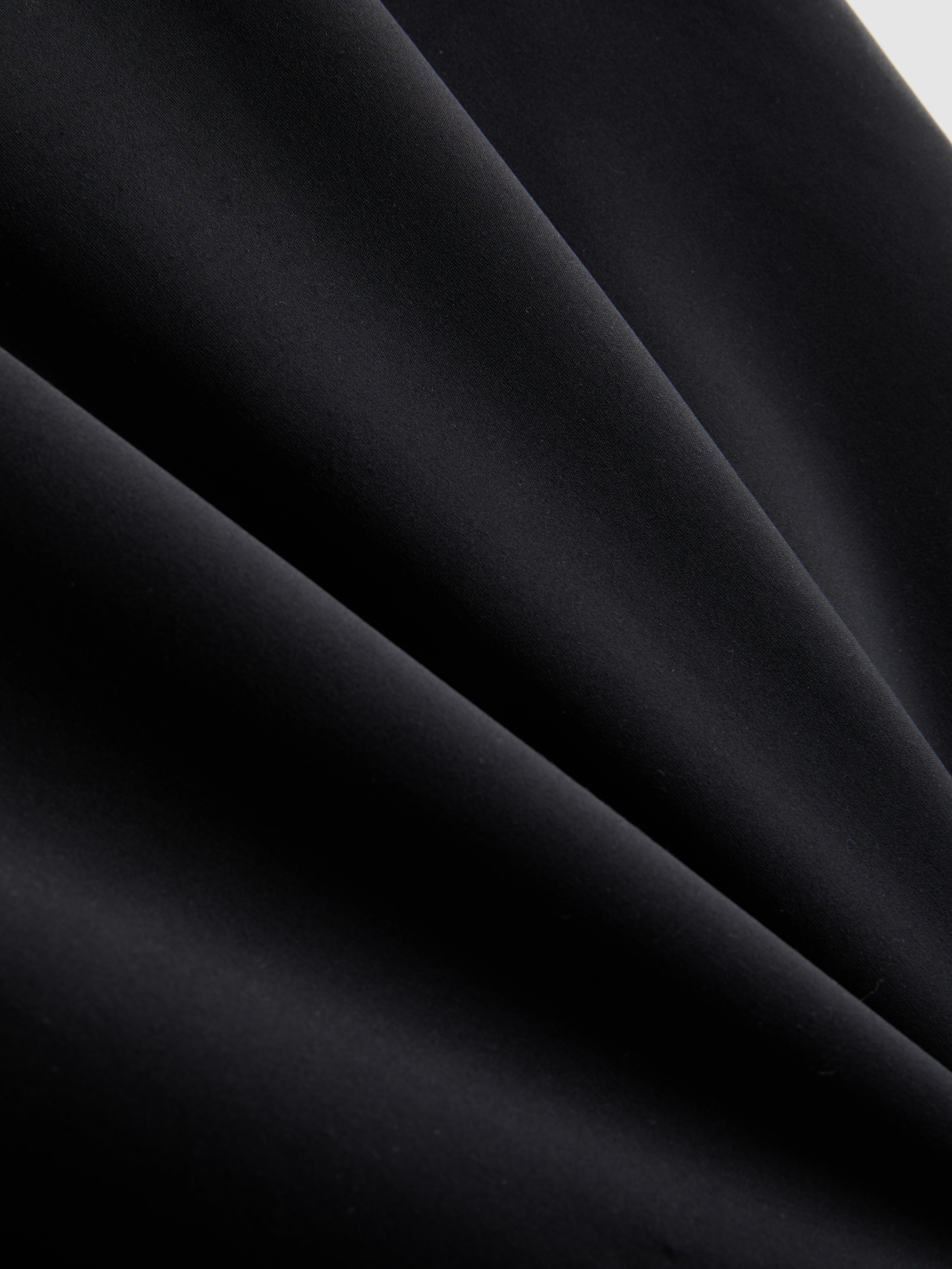 Buttery Soft Fitted Tee - Black
