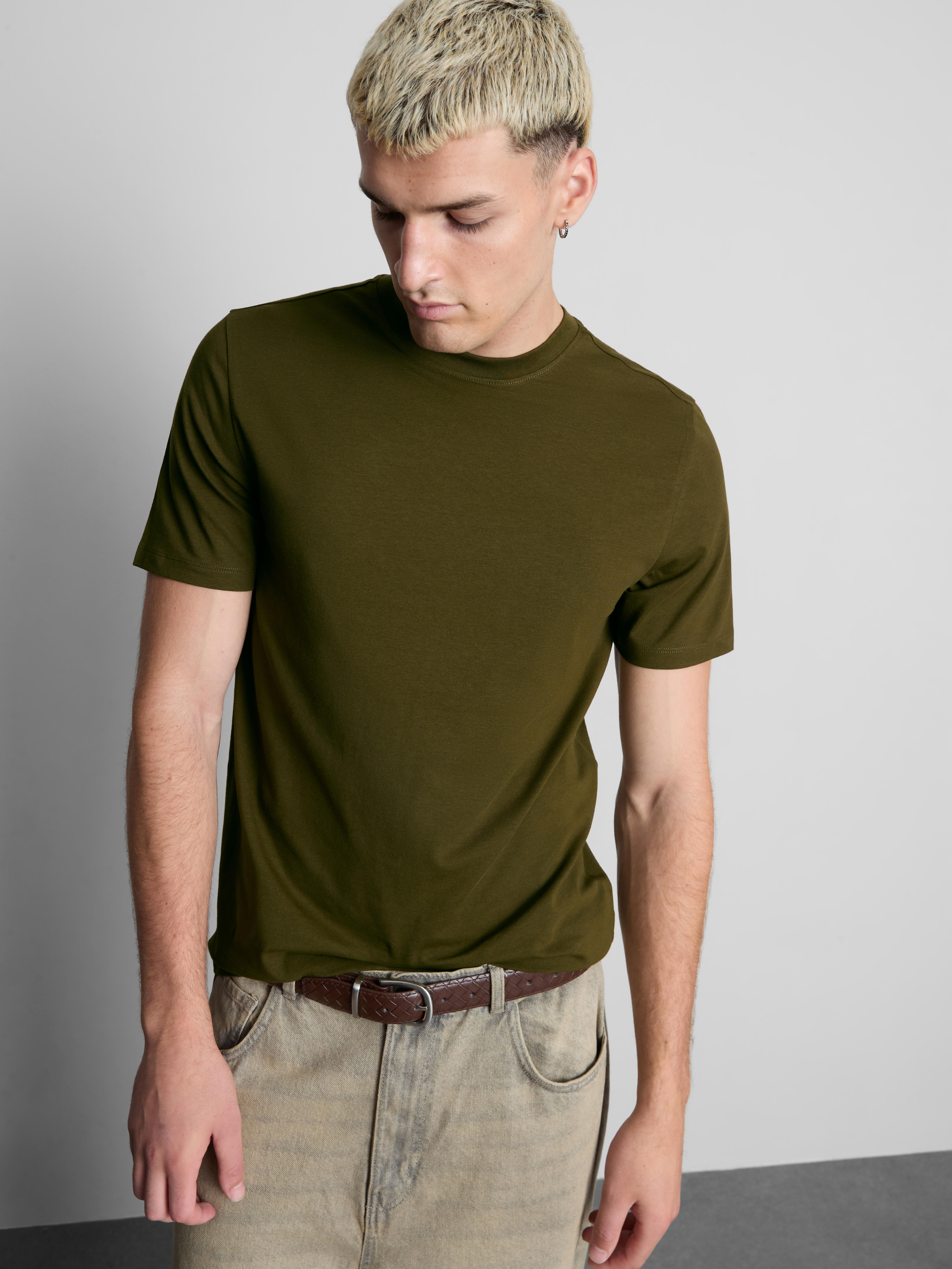 Slim-Fit LYCRA® T-Shirt - Olive