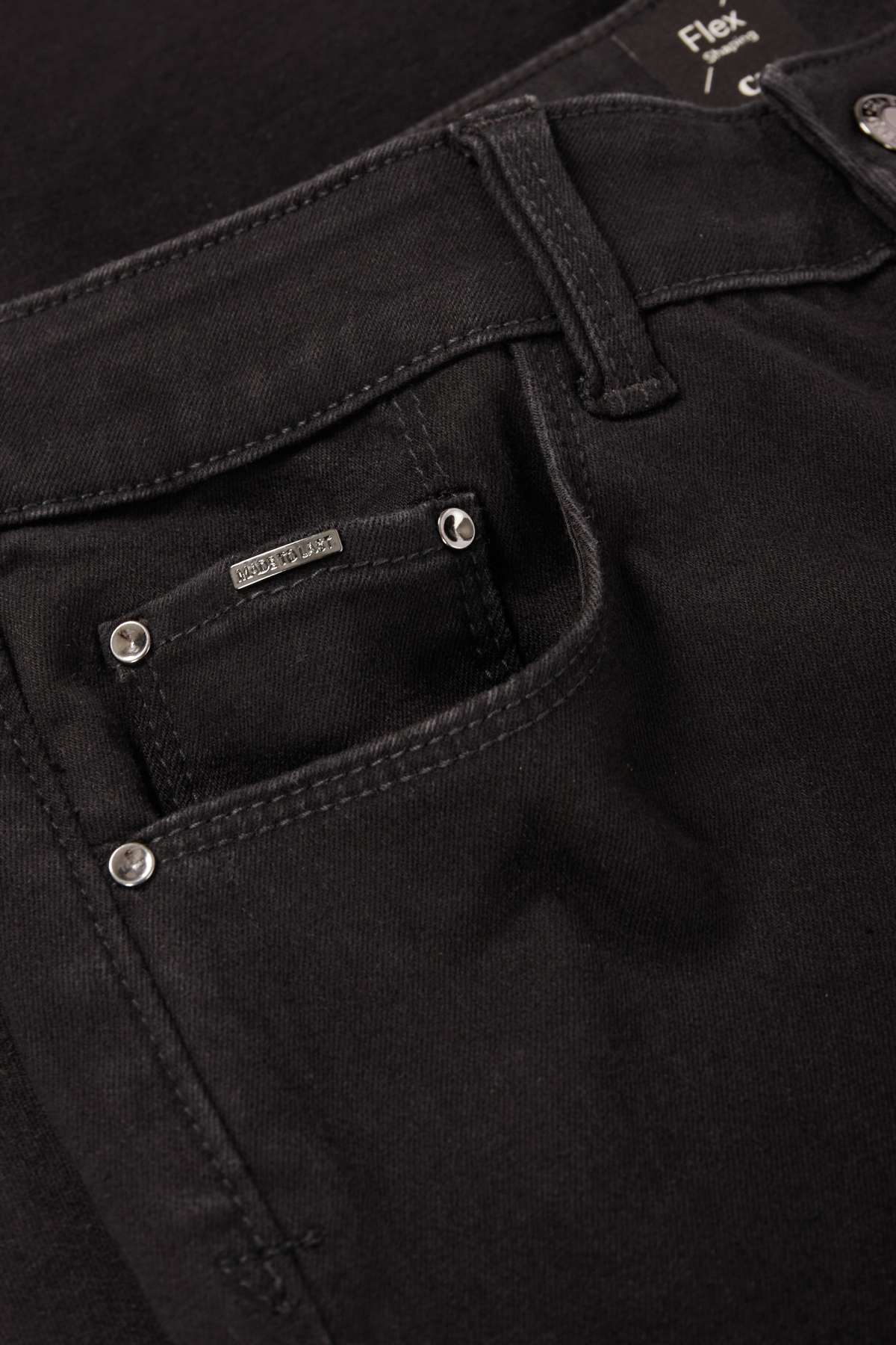 Skinny jeans - mid waist - shaping jeans - LYCRA® - black