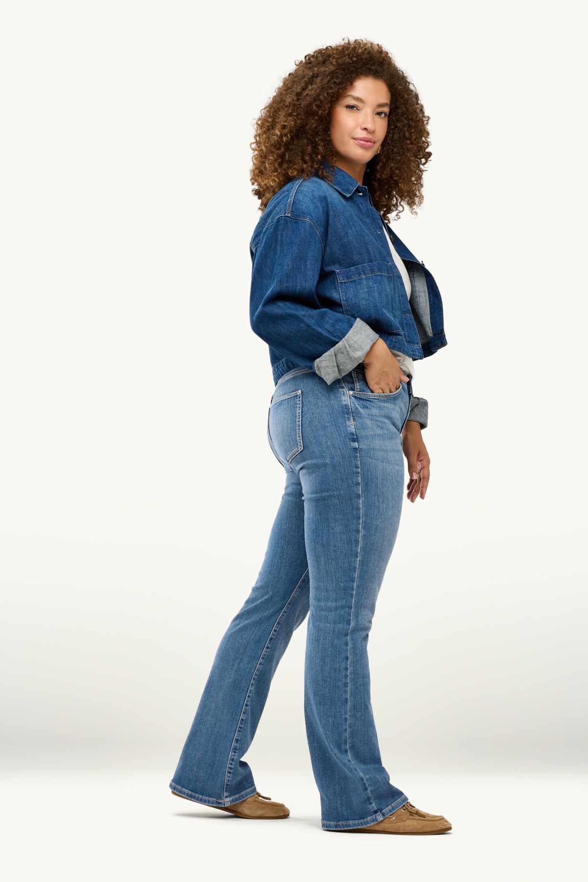 Bootcut jeans - mid-rise waist - LYCRA® - blue denim