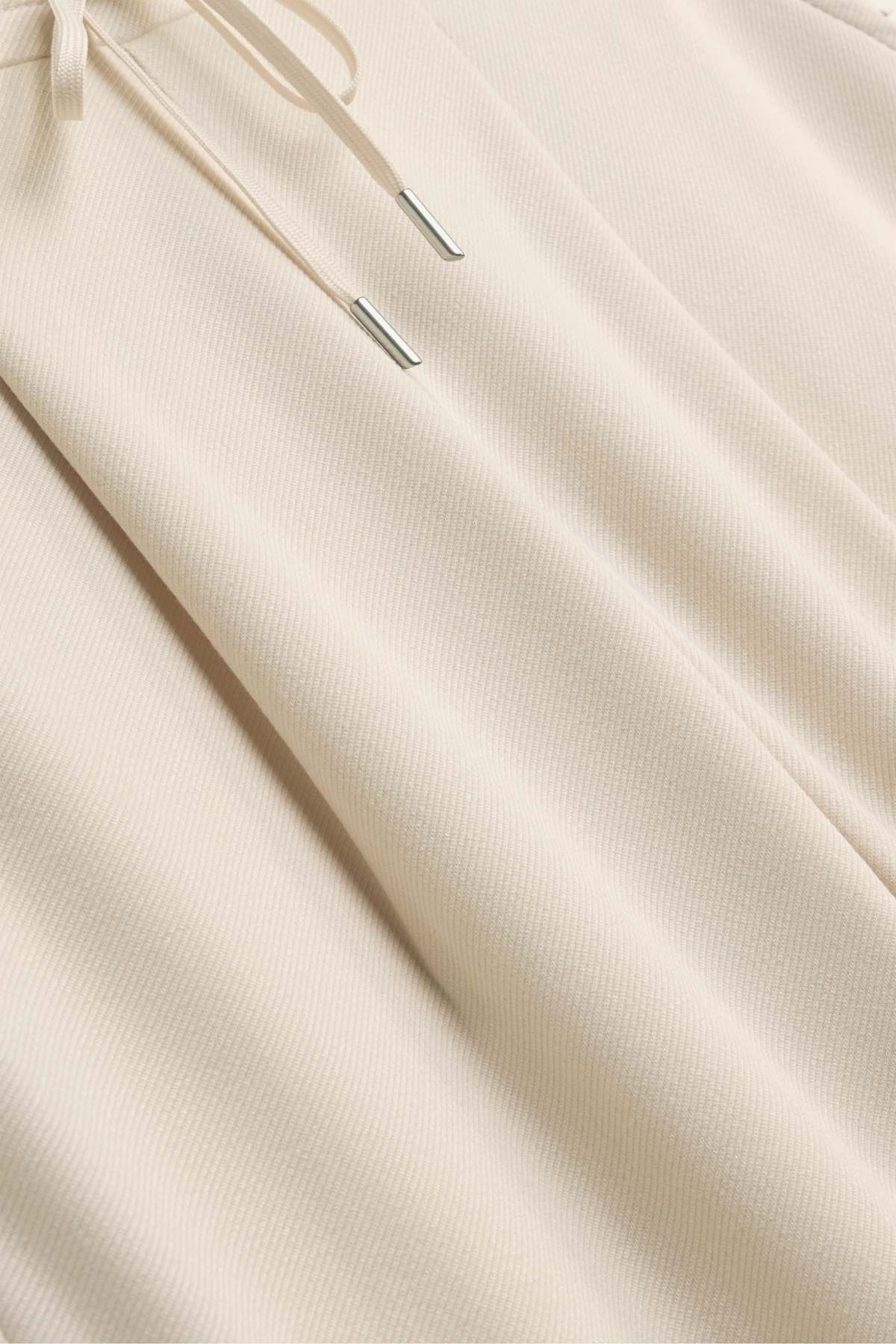 Cloth trousers - mid-rise waist - tapered fit - creme