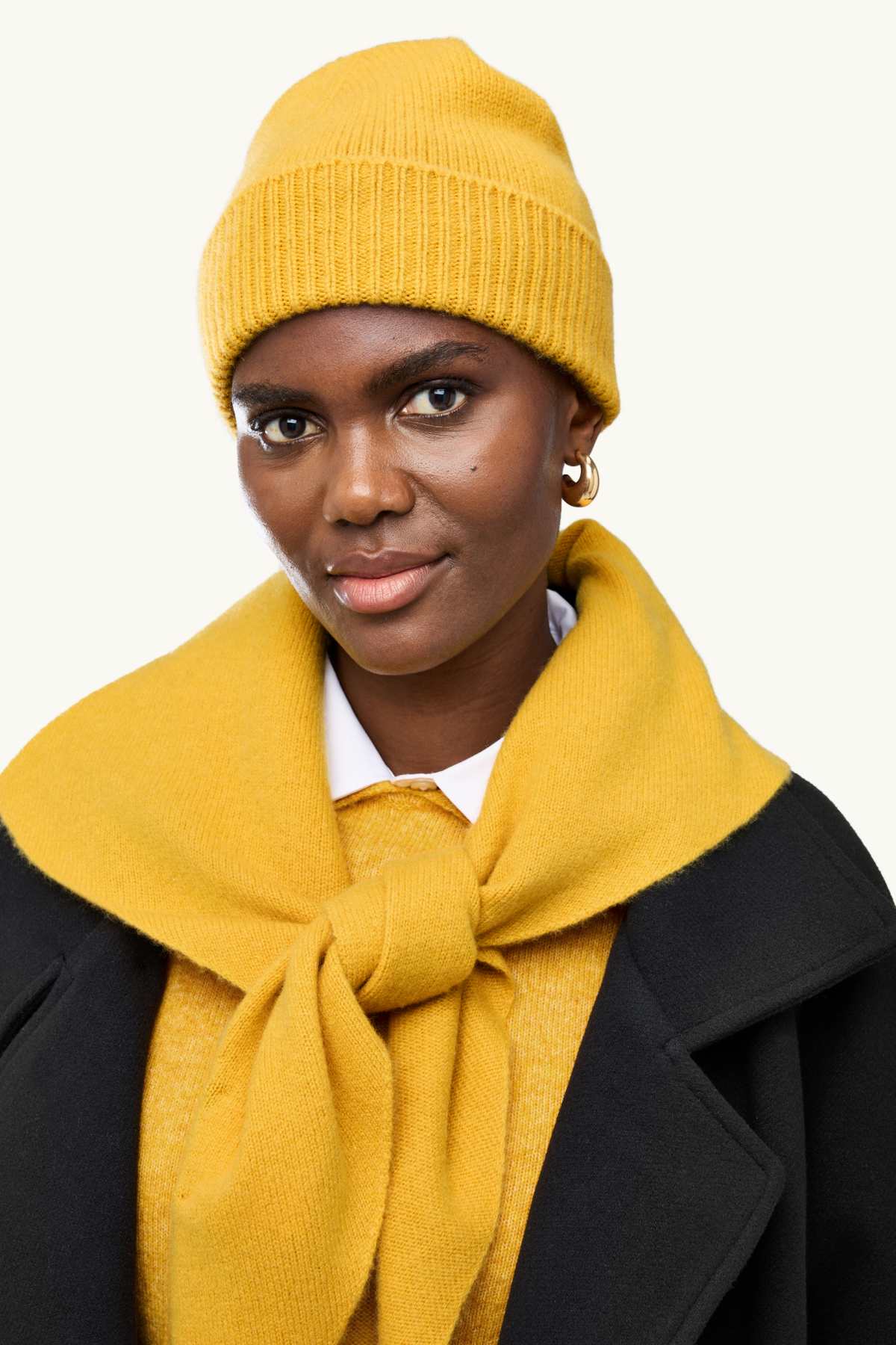Cashmere beanie - mustard yellow