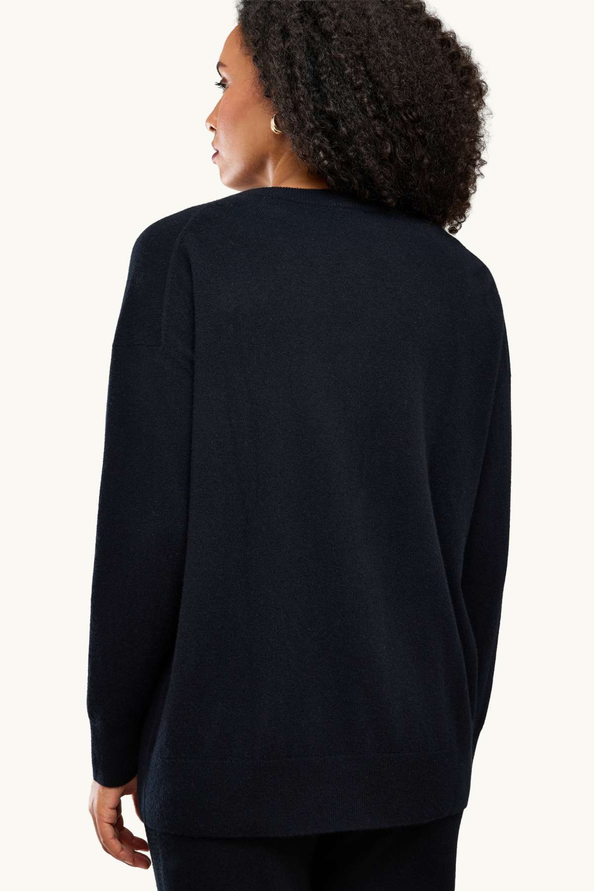 Cashmere V-neck jumper - black