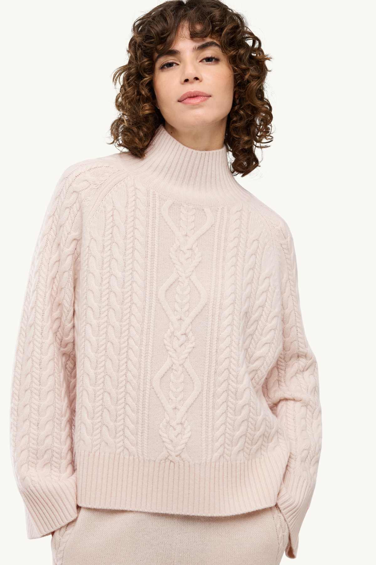 Turtleneck jumper with cashmere content - wool blend - pale pink