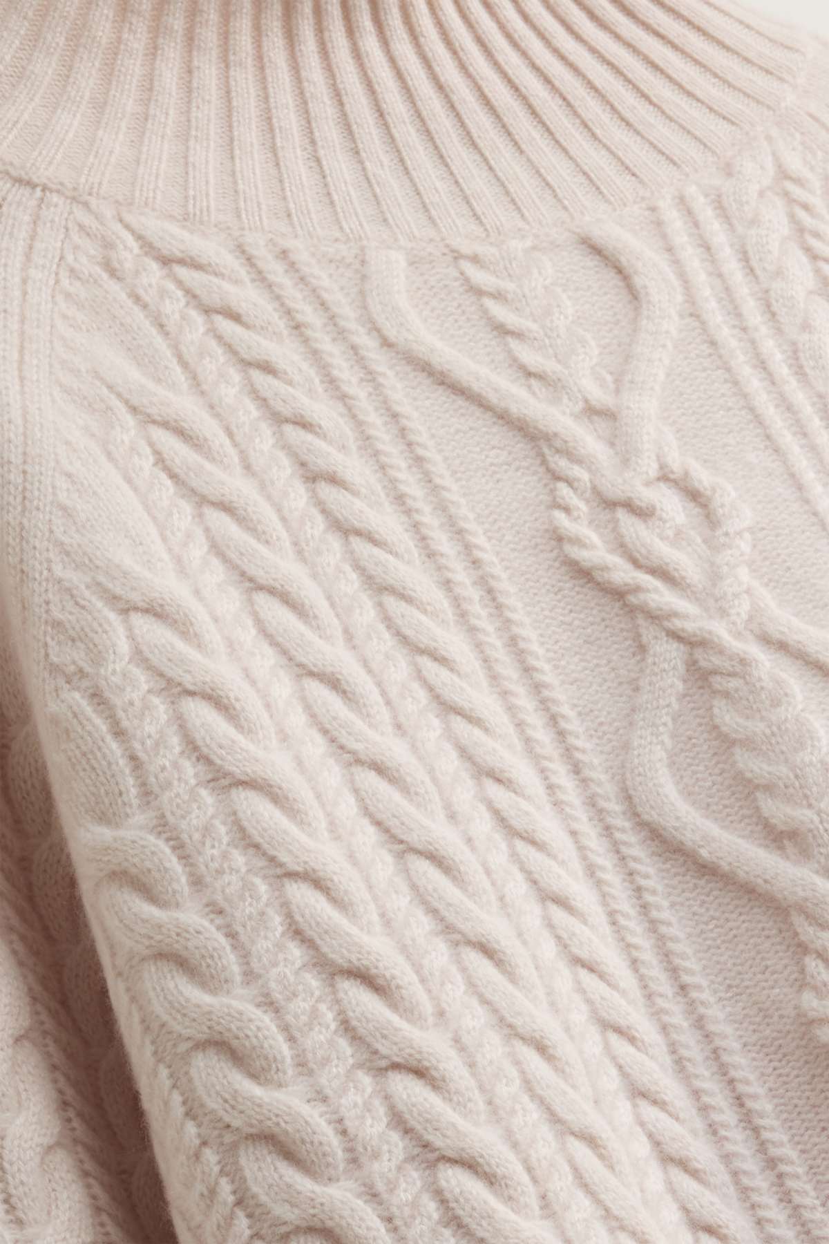 Turtleneck jumper with cashmere content - wool blend - pale pink