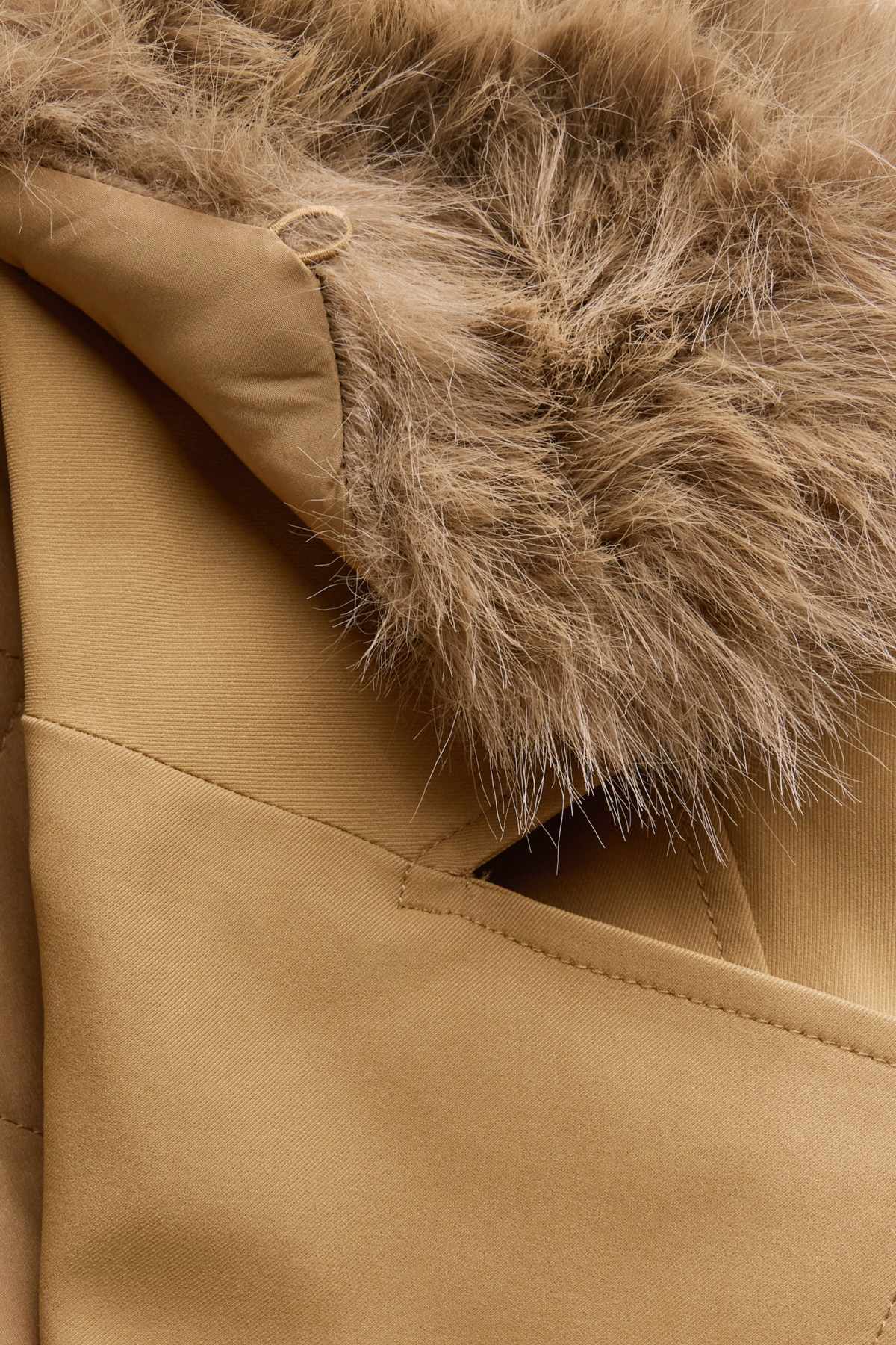 Cropped trench coat with faux fur trim - water-repellent - beige