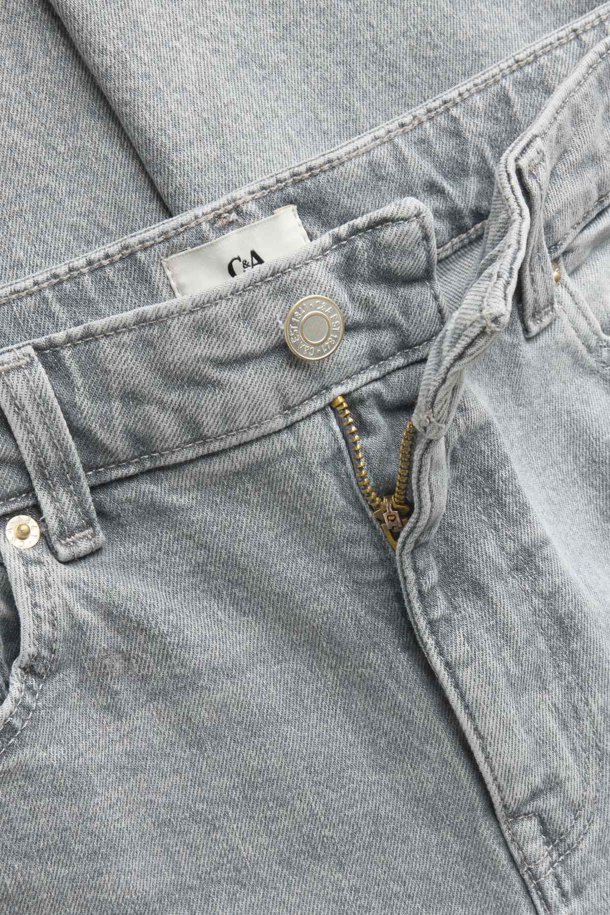 Straight jeans - high waist - light gray