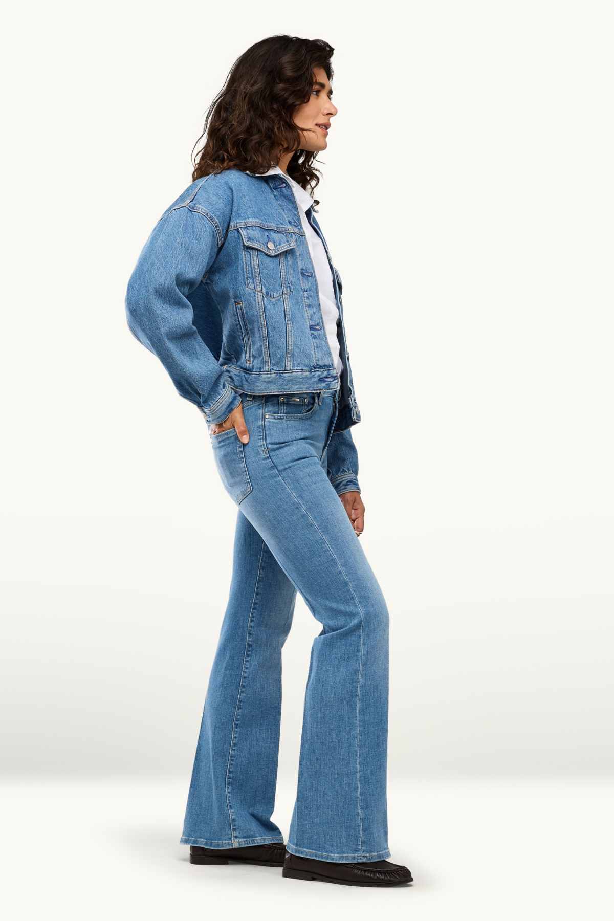 Flared jeans - mid-rise waist - LYCRA® - blue denim