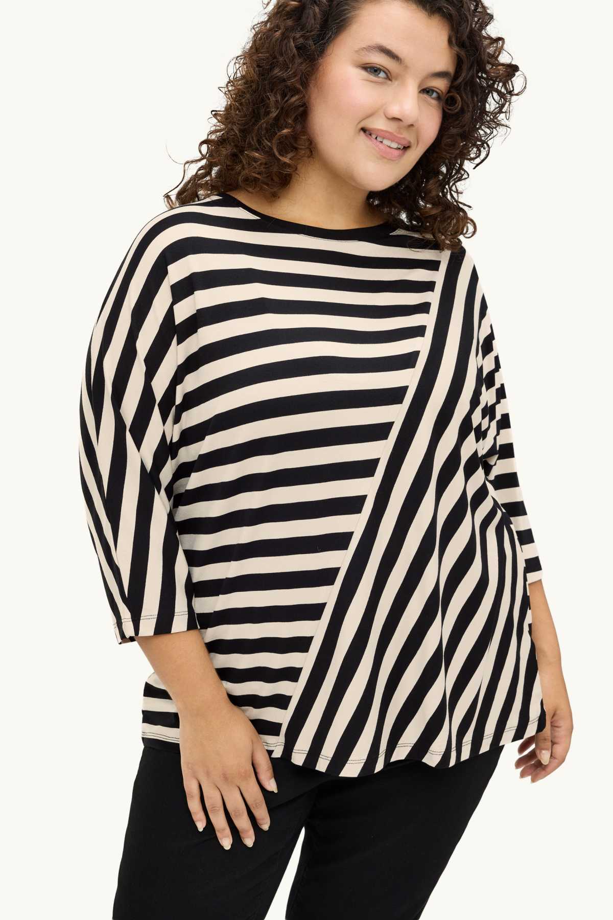 T-shirt - regular fit - striped - black / beige