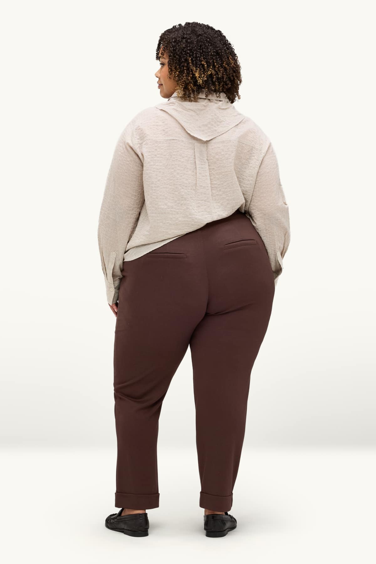 Joggers - dark brown