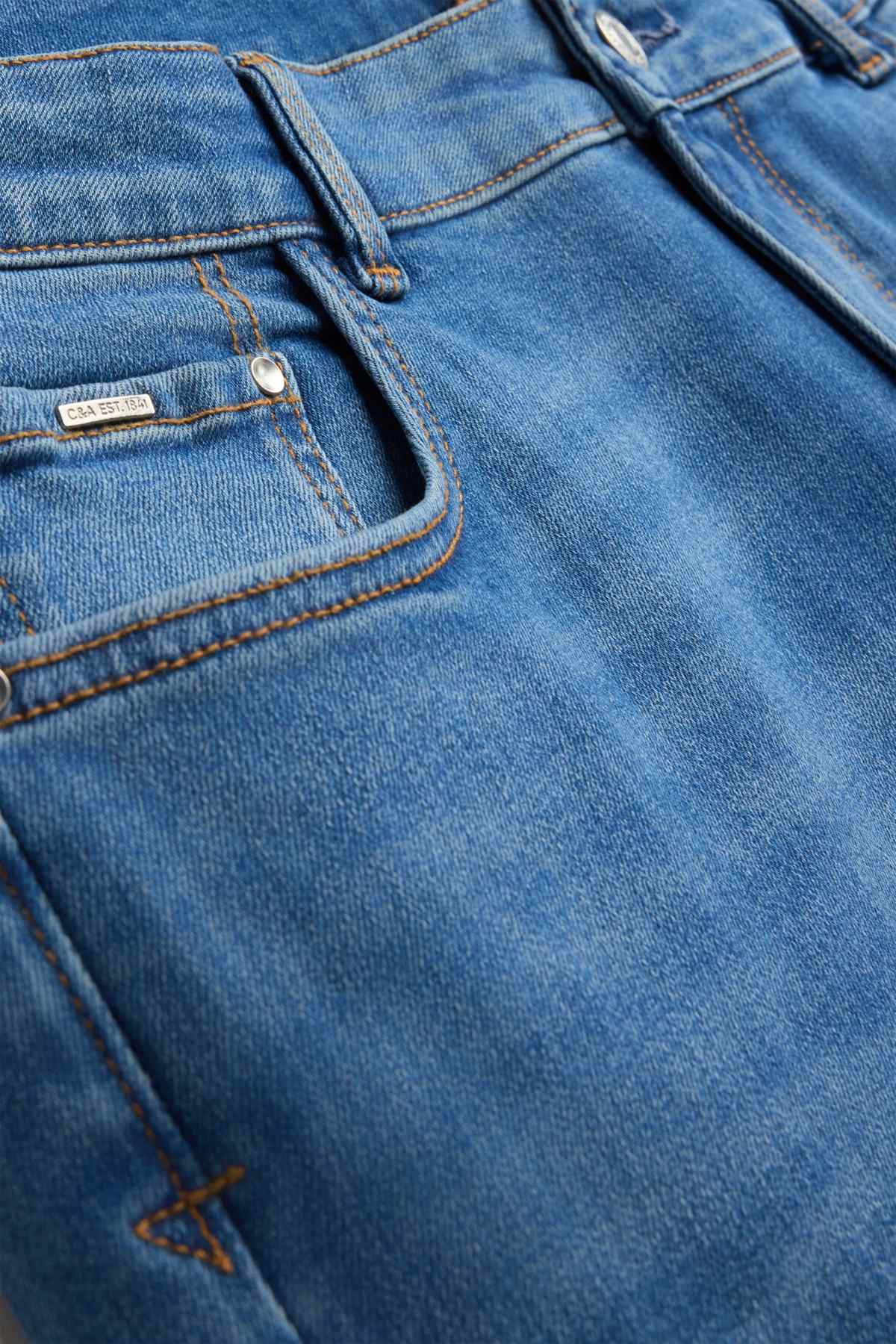 Bootcut jeans - mid-rise waist - shaping jeans - LYCRA® - blue denim