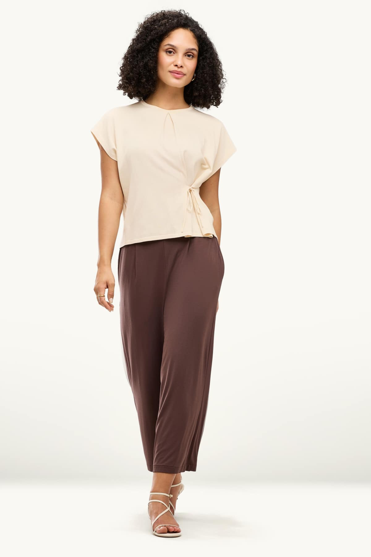 Knitted jumper - short sleeve - light beige