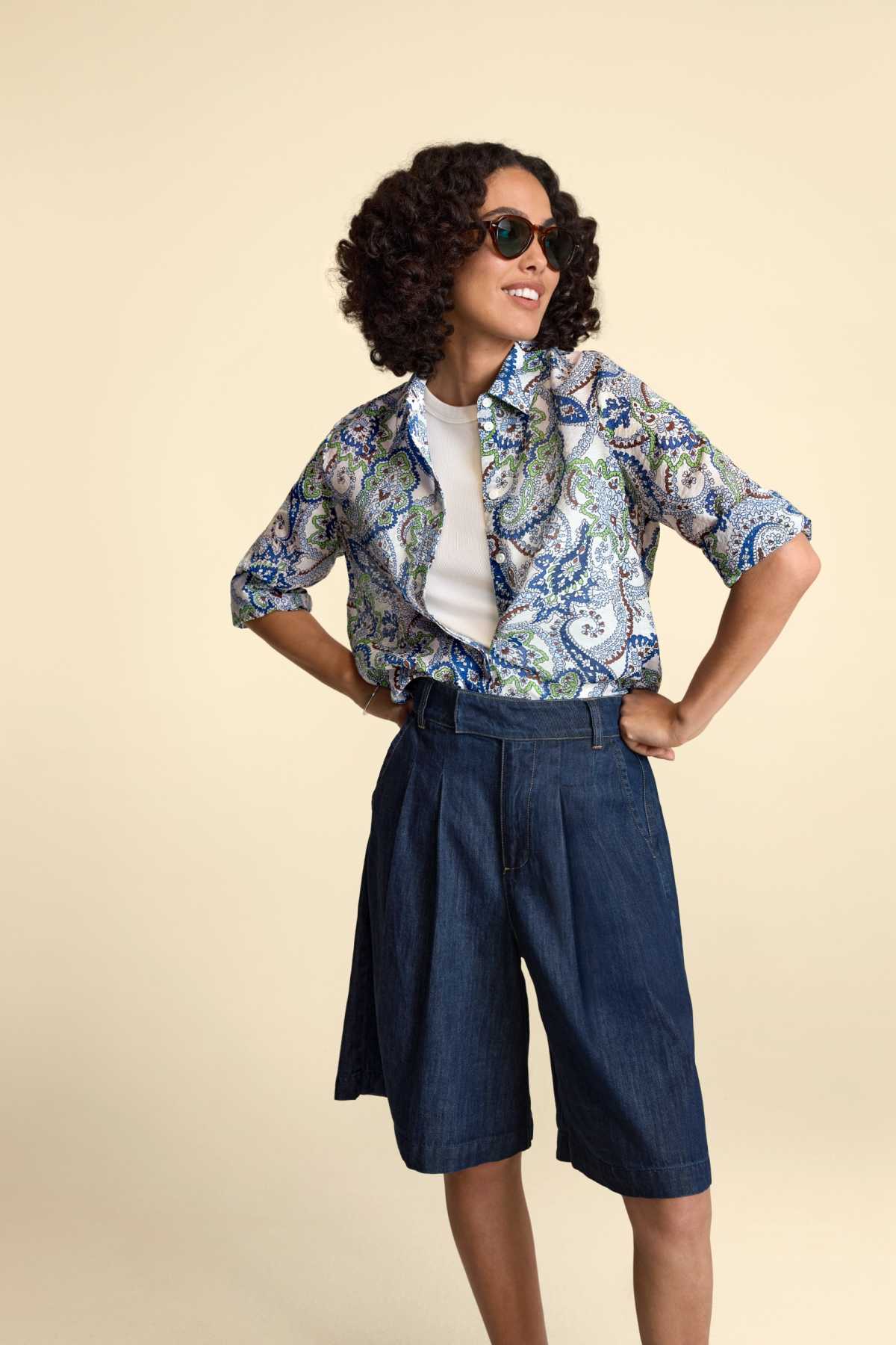 Jorts - mid-rise waist - denim-dark blue